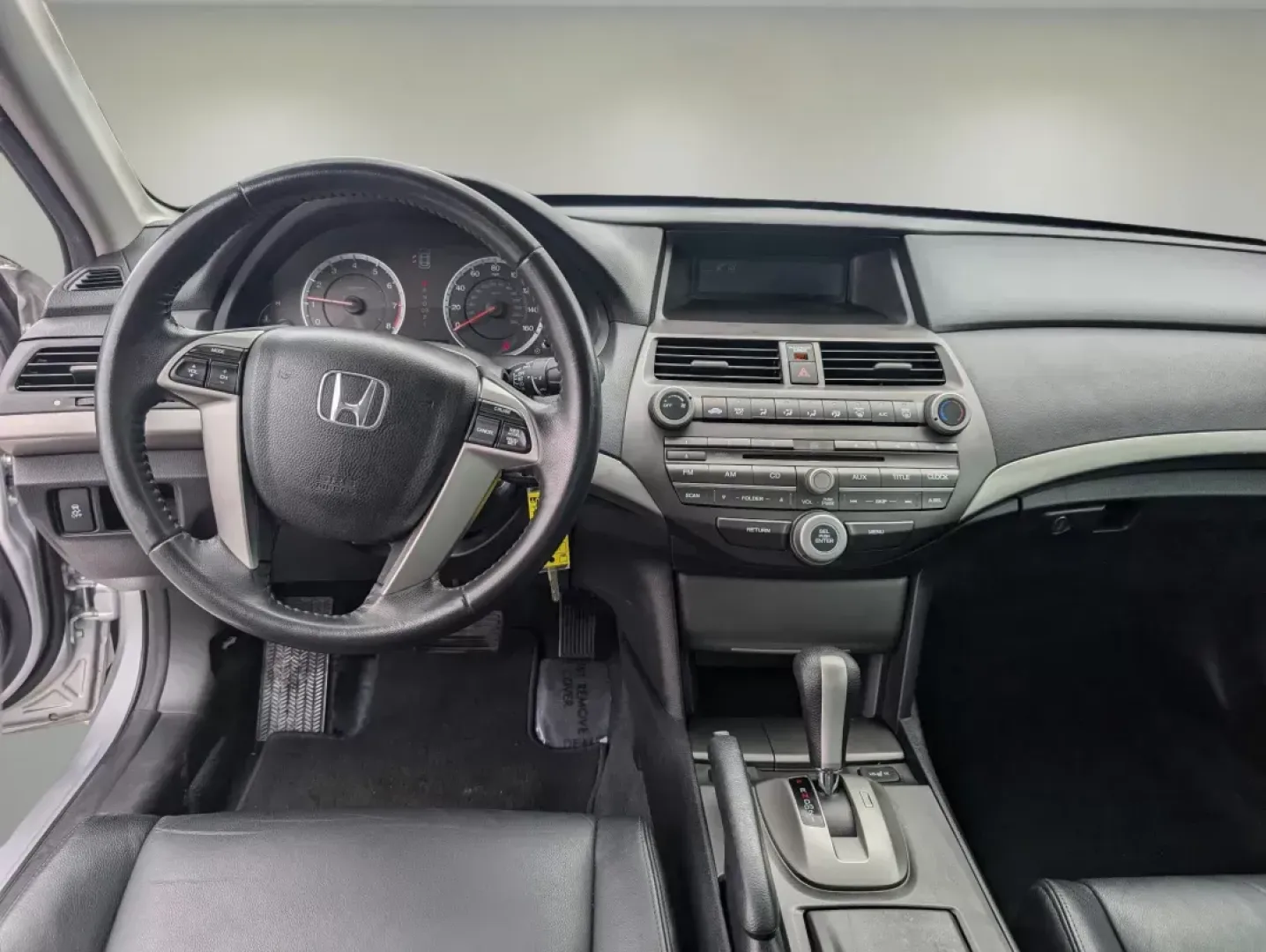 2012 Honda Accord Sdn SE (1HGCP2F60CA) with an Gas I4 2.4L/144 engine, 5-Speed Automatic transmission, located at 7000 Northlake Connector, Columbus, GA, 31904, (706) 987-8085, 32.524975, -84.978134 - **Your Perfect Commuter Companion: 2012 Honda Accord SE Available Now at Gils Auto - Columbus #2!**<br /> <br /> Are you searching for a dependable sedan that effortlessly blends style, comfort, and practicality for your daily commute? Look no further than this stunning 2012 Honda Accord SE! With it - Photo#11