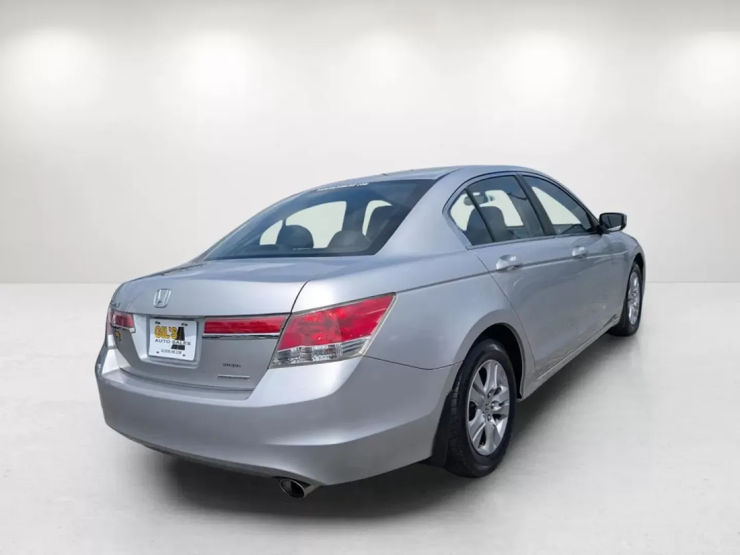 2012 Honda Accord Sdn SE (1HGCP2F6XCA) with an Other engine, located at 3959 U.S. 80 W, Phenix City, AL, 36870, (334) 297-4885, 32.469296, -85.135185 - **Unleash Your Daily Adventures with the 2012 Honda Accord SE at Gils Auto - Phenix City!**<br /> <br /> Are you in search of a reliable sedan that fits your busy lifestyle? Look no further! The 2012 Honda Accord SE is the perfect companion for growing families, daily commuters, and weekend adventur - Photo#5