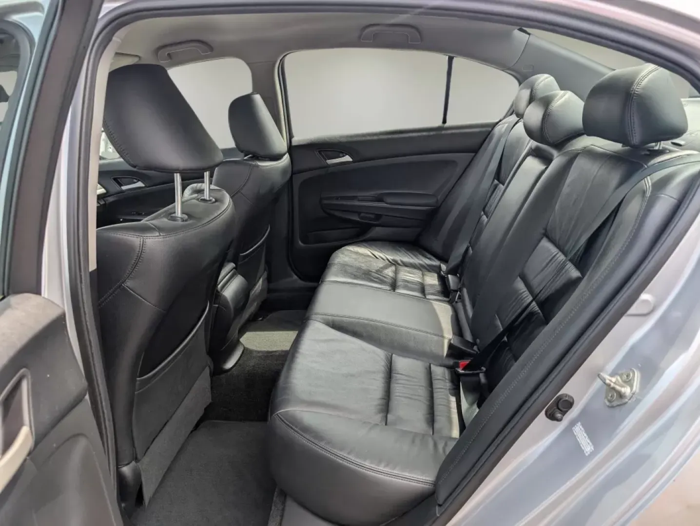 2012 Honda Accord Sdn SE (1HGCP2F6XCA) with an Other engine, located at 3959 U.S. 80 W, Phenix City, AL, 36870, (334) 297-4885, 32.469296, -85.135185 - **Unleash Your Daily Adventures with the 2012 Honda Accord SE at Gils Auto - Phenix City!**<br /> <br /> Are you in search of a reliable sedan that fits your busy lifestyle? Look no further! The 2012 Honda Accord SE is the perfect companion for growing families, daily commuters, and weekend adventur - Photo#11