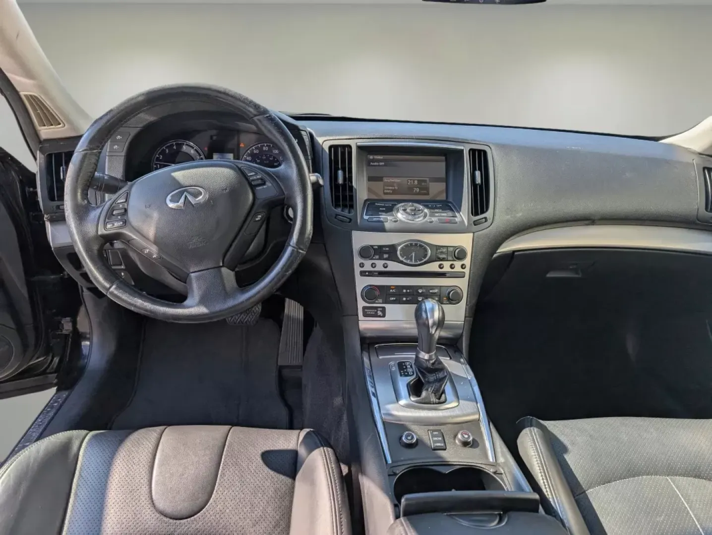 2012 /Graphite Infiniti G25 Sedan x (JN1DV6AR7CM) with an Other engine, located at 1430 Gateway Drive, Opelika, AL, 36801, (334) 239-0944, 32.637871, -85.409790 - Are you ready to elevate your daily commute or weekend getaways? Look no further than the stunning 2012 Infiniti G25 Sedan, available now at Gils Auto in Phenix City, AL! This sleek and stylish vehicle is perfect for those seeking both luxury and performance, making it a fantastic choice for anyone - Photo#11