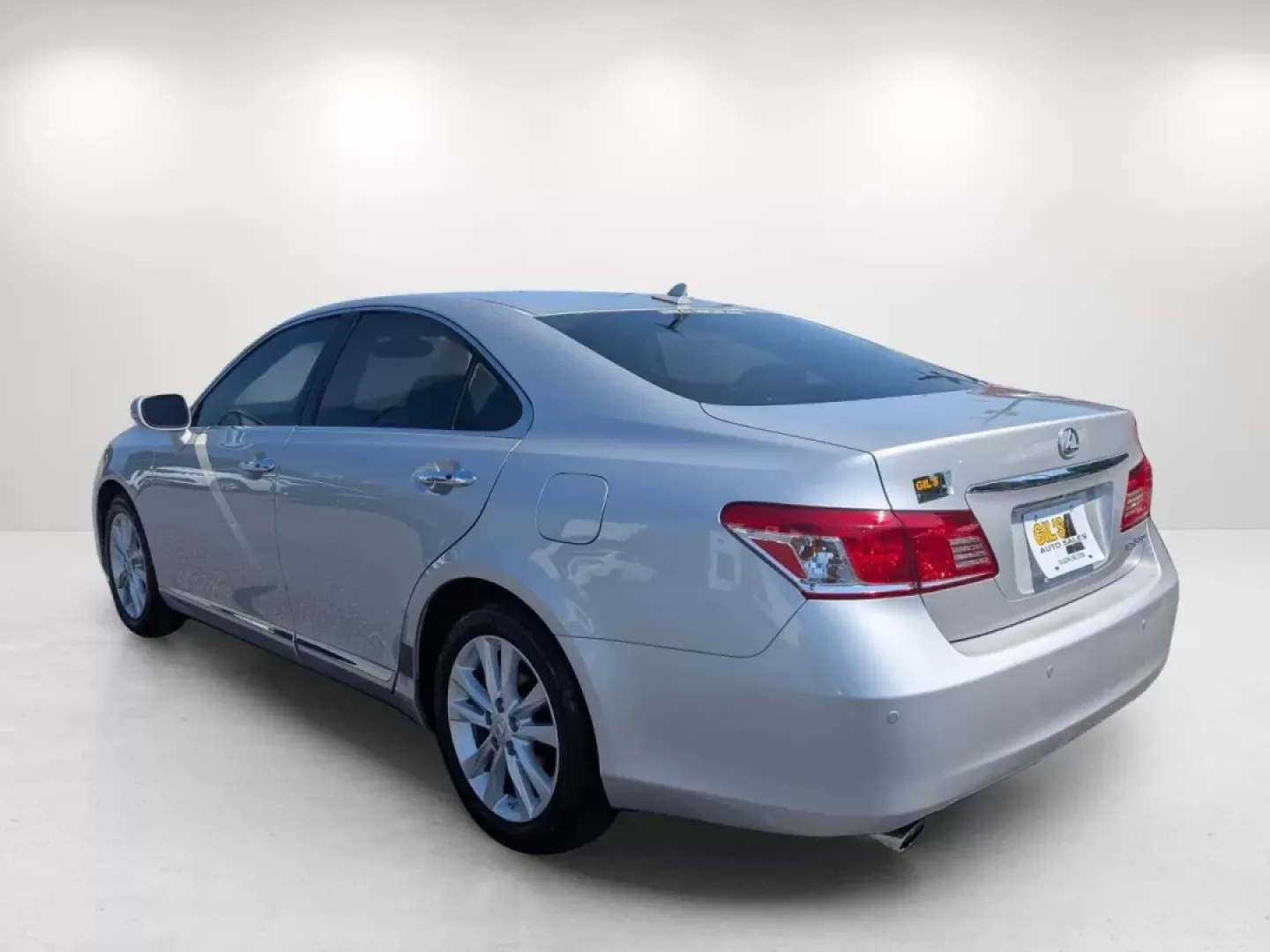 2012 Lexus ES 350 (JTHBK1EG8C2) with an Other engine, located at 521 Old Farm Lane Rd, Prattville, AL, 36066, (334) 325-1505, 32.482460, -86.416367 - **Experience the Luxurious Ride You Deserve with this 2012 Lexus ES 350 at Gils Auto!**<br /> <br /> Are you searching for a vehicle that perfectly balances comfort, elegance, and reliability? Look no further! Nestled in the heart of Prattville, AL, Gils Auto offers this stunning 2012 Lexus ES 350 t - Photo#6