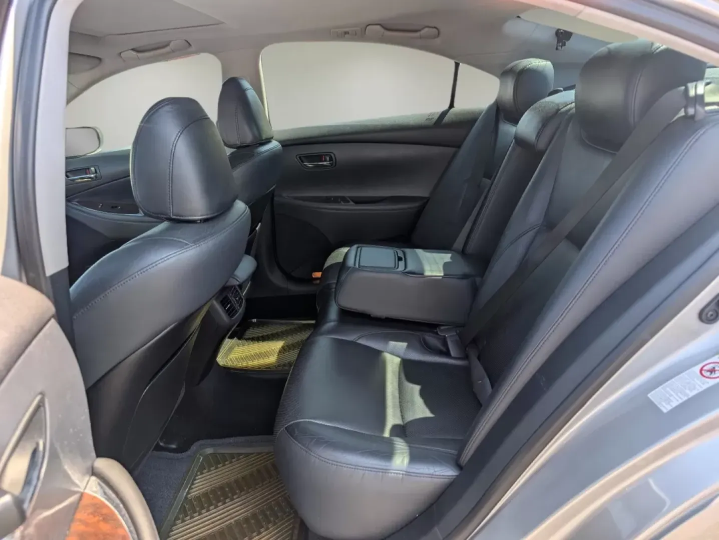 2012 Lexus ES 350 (JTHBK1EG8C2) with an Other engine, located at 521 Old Farm Lane Rd, Prattville, AL, 36066, (334) 325-1505, 32.482460, -86.416367 - **Experience the Luxurious Ride You Deserve with this 2012 Lexus ES 350 at Gils Auto!**<br /> <br /> Are you searching for a vehicle that perfectly balances comfort, elegance, and reliability? Look no further! Nestled in the heart of Prattville, AL, Gils Auto offers this stunning 2012 Lexus ES 350 t - Photo#11