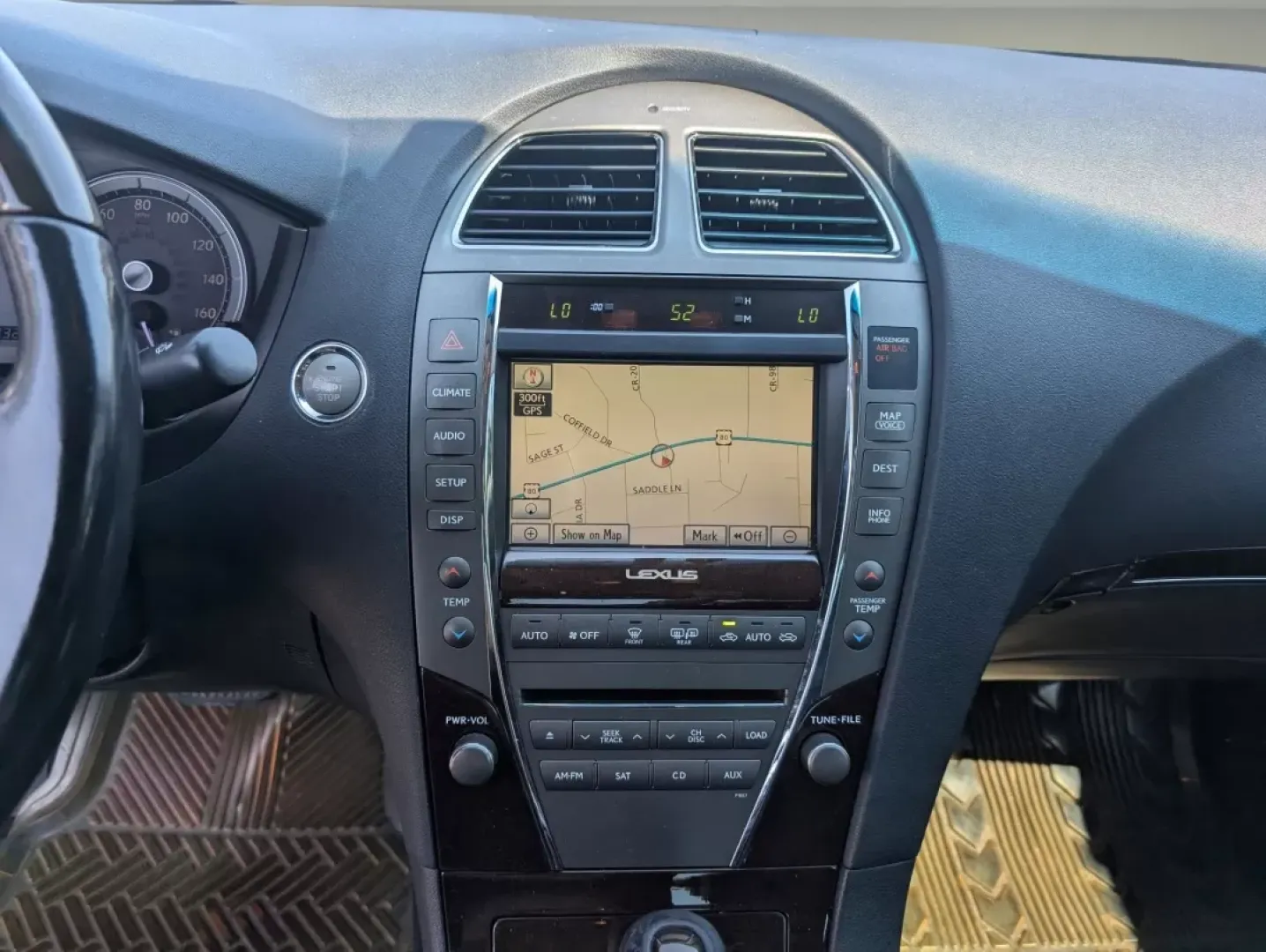 2012 Lexus ES 350 (JTHBK1EG8C2) with an Other engine, located at 521 Old Farm Lane Rd, Prattville, AL, 36066, (334) 325-1505, 32.482460, -86.416367 - **Experience the Luxurious Ride You Deserve with this 2012 Lexus ES 350 at Gils Auto!**<br /> <br /> Are you searching for a vehicle that perfectly balances comfort, elegance, and reliability? Look no further! Nestled in the heart of Prattville, AL, Gils Auto offers this stunning 2012 Lexus ES 350 t - Photo#13