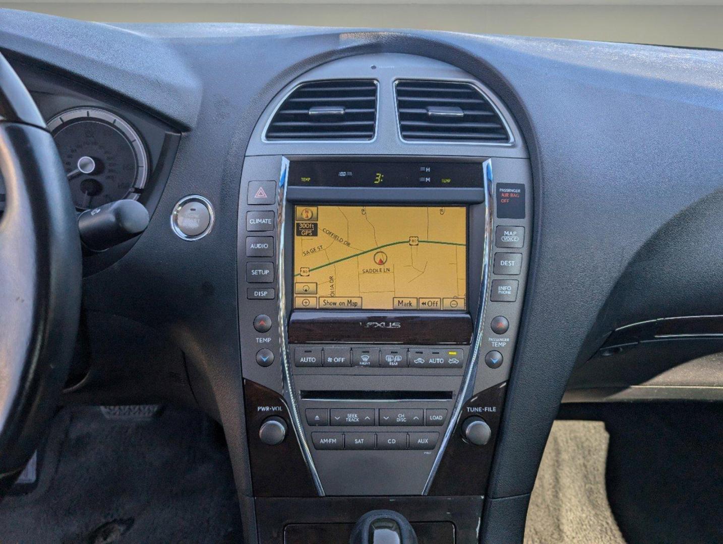 2012 Lexus ES 350 (JTHBK1EG2C2) with an Gas V6 3.5L/210 engine, 6-Speed Automatic transmission, located at 521 Old Farm Lane Rd, Prattville, AL, 36066, (334) 325-1505, 32.482460, -86.416367 - 2012 Lexus ES 350 - Photo#12