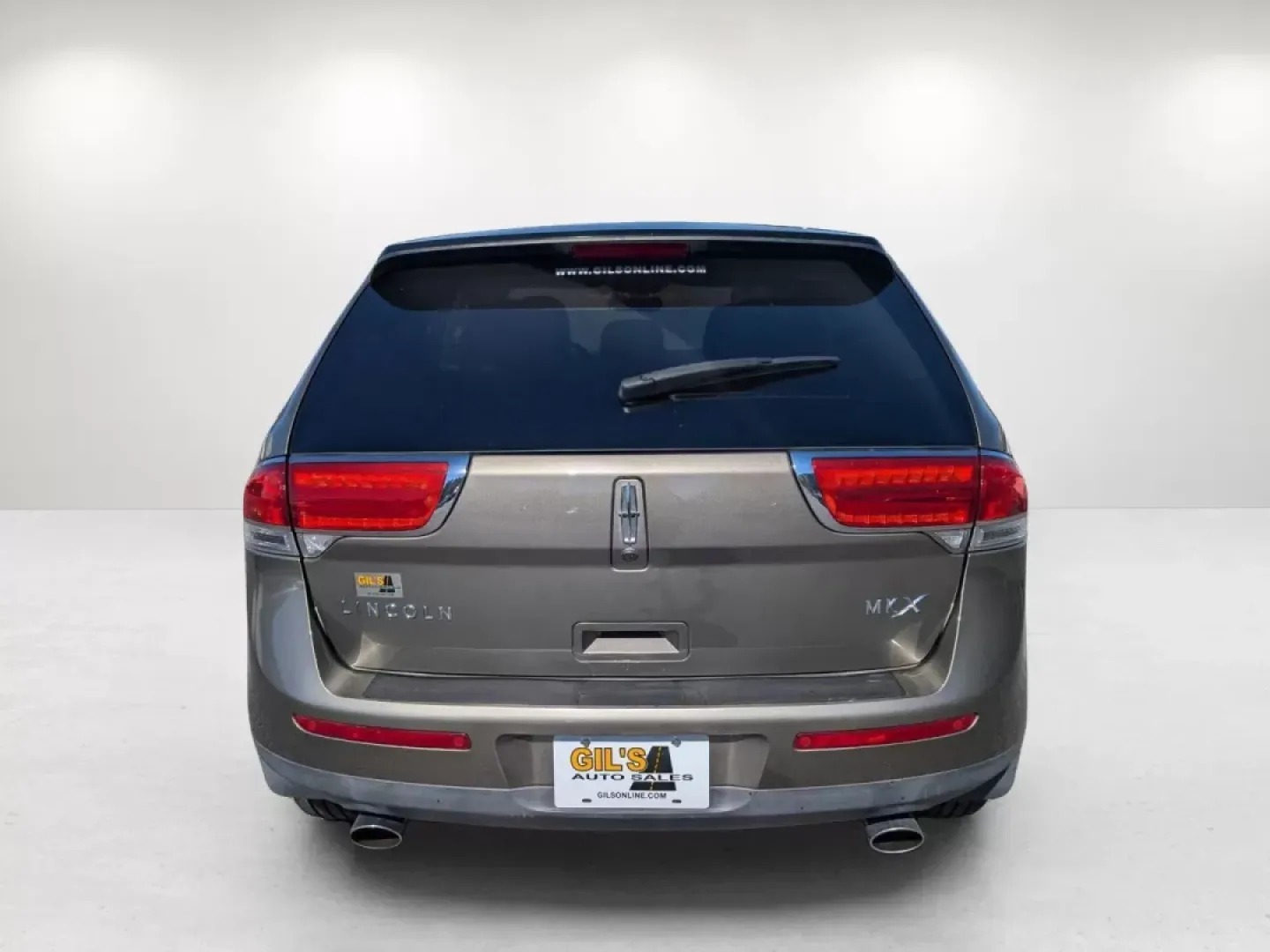 2012 Lincoln MKX (2LMDJ6JK7CB) with an Other engine, located at 804 22nd Ave, Phenix City, AL, 36870, (334) 297-1860, 32.484749, -85.024475 - **Discover the Perfect Family Vehicle: 2012 Lincoln MKX at Gils Auto in Phenix City, AL**<br /> <br /> Are you searching for the ideal vehicle that combines comfort, style, and functionality for your family's daily adventures? Look no further than this stunning 2012 Lincoln MKX, now available at Gil - Photo#5