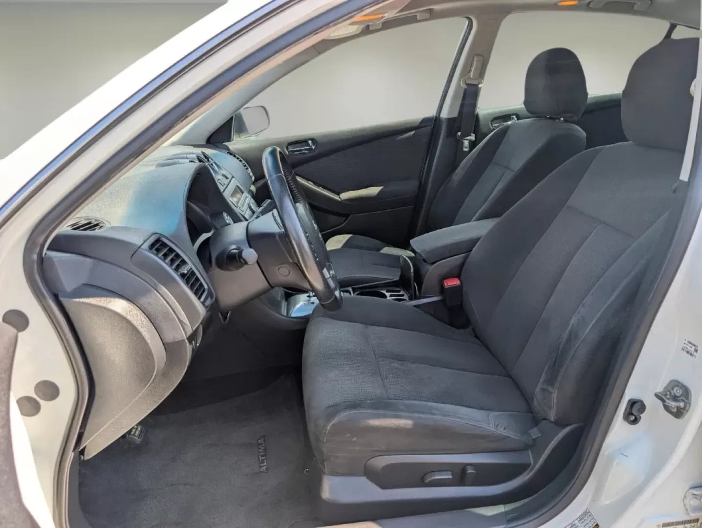 2012 /Charcoal Nissan Altima 2.5 S (1N4AL2AP3CC) with an Other engine, located at 7000 Northlake Connector, Columbus, GA, 31904, (706) 987-8085, 32.524975, -84.978134 - ### Experience Comfort and Convenience with the 2012 Nissan Altima at Gils Auto<br /> <br /> If you're searching for a reliable sedan that seamlessly combines comfort with functionality, look no further than the **2012 Nissan Altima 2.5 S** available now at **Gils Auto** in **Phenix City, AL**. With - Photo#9