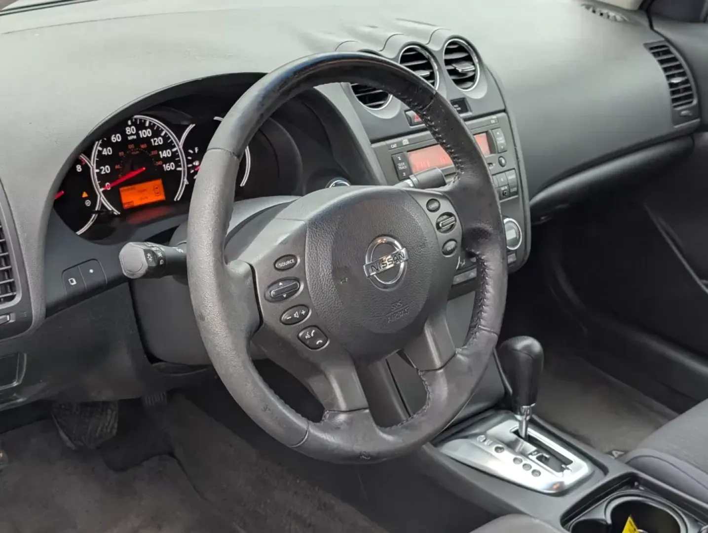 2012 /Charcoal Nissan Altima 3.5 SR (1N4BL2AP0CC) with an Other engine, located at 5115 14th Ave., Columbus, GA, 31904, (706) 323-0345, 32.511494, -84.971046 - ### Unleash the Feel of Freedom with the 2012 Nissan Altima 3.5 SR<br /> <br /> Are you ready to elevate your daily commute or embark on weekend adventures? Look no further than this stunning 2012 Nissan Altima 3.5 SR, a perfect blend of performance and style. With only 67,270 miles on the clock, th - Photo#9