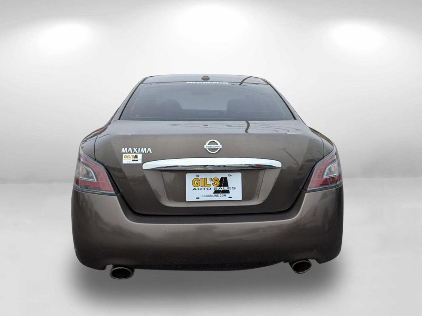 2012 /Charcoal Nissan Maxima 3.5 SV (1N4AA5AP2CC) with an Gas V6 3.5L/ engine, 1-Speed Continuously Variable transmission, located at 804 22nd Ave, Phenix City, AL, 36870, (334) 297-1860, 32.484749, -85.024475 - 2012 Nissan Maxima 3.5 SV - Photo#6