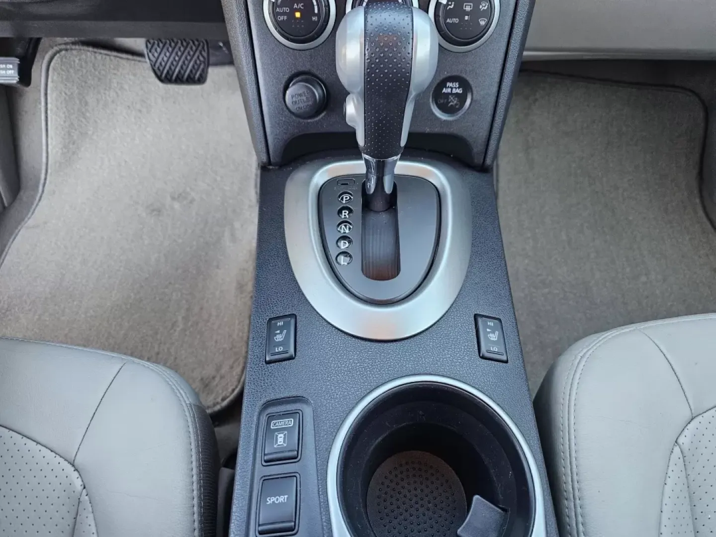 2012 /Gray Nissan Rogue SL (JN8AS5MT2CW) with an Other engine, located at 804 22nd Ave, Phenix City, AL, 36870, (334) 297-1860, 32.484749, -85.024475 - **Elevate Your Driving Experience with the 2012 Nissan Rogue SL at Gils Auto!**<br /> <br /> Are you ready to embark on thrilling weekend adventures and conquer daily commutes with style and comfort? Look no further than this meticulously maintained 2012 Nissan Rogue SL, available now at Gils Auto. - Photo#12