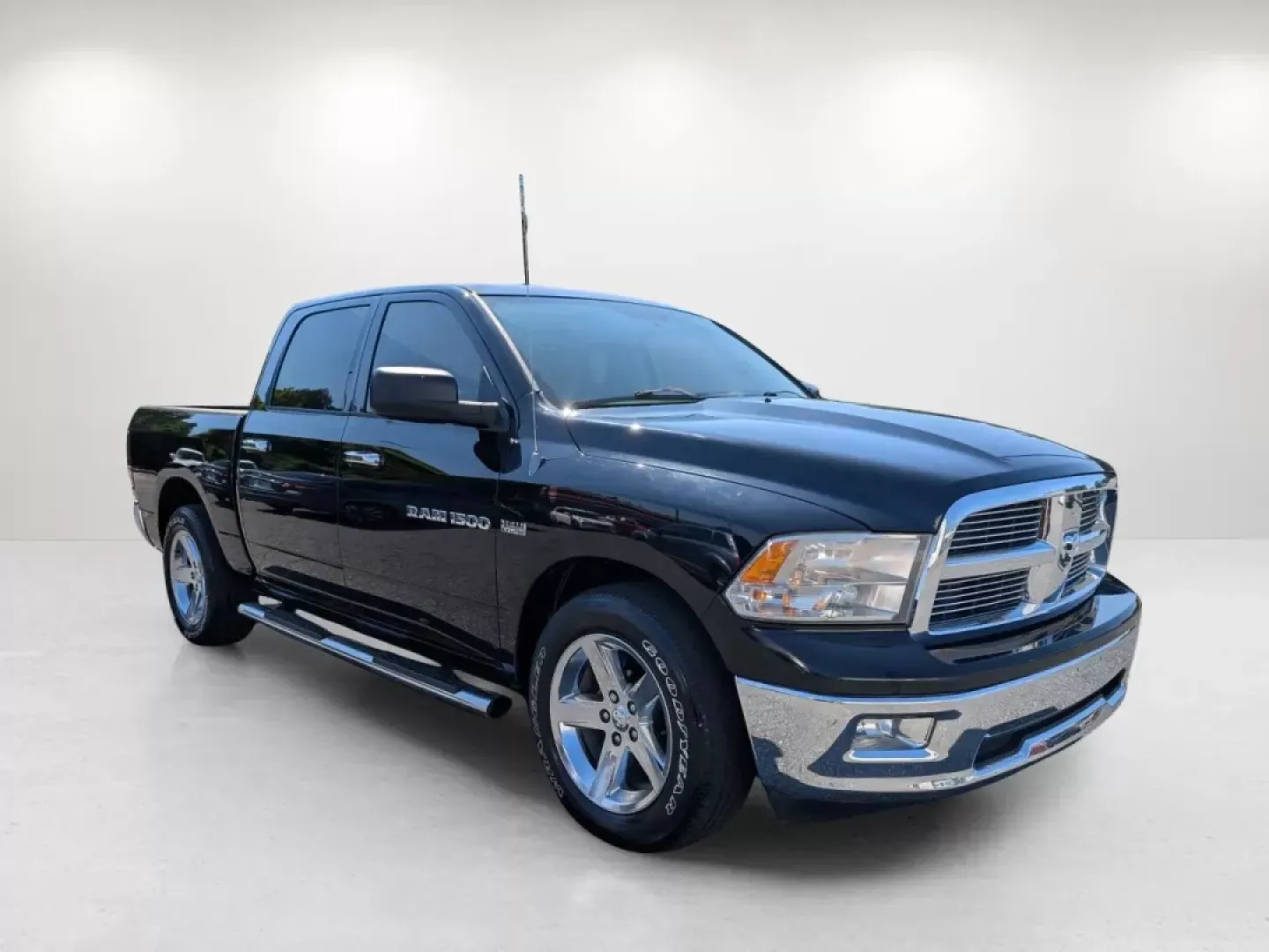 2012 /Light Pebble Beige/Bark Brown Ram 1500 Big Horn (1C6RD6LT3CS) with an Other engine, located at 3959 U.S. 80 W, Phenix City, AL, 36870, (334) 297-4885, 32.469296, -85.135185 - Are you in the market for a reliable truck that can handle everything from family adventures to weekend projects? Look no further than this 2012 Ram 1500 Big Horn, ready to take your lifestyle to the next level. Ideal for those who need a dependable vehicle with a touch of comfort and style, this cr - Photo#3
