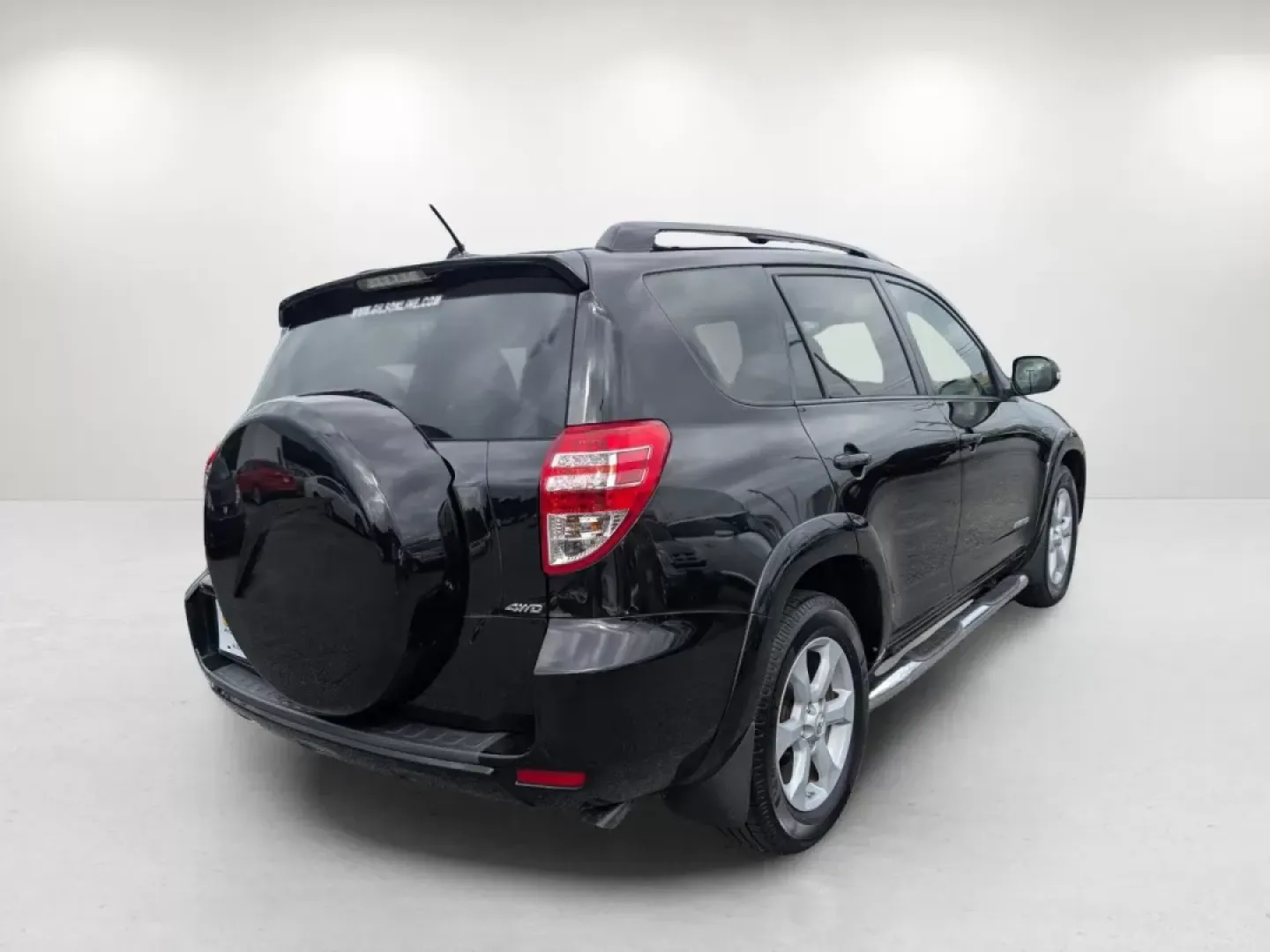 2012 Toyota RAV4 Limited (2T3DK4DV9CW) with an Other engine, located at 3959 U.S. 80 W, Phenix City, AL, 36870, (334) 297-4885, 32.469296, -85.135185 - Elevate your lifestyle with the 2012 Toyota RAV4 Limited, perfect for families, adventure seekers, and daily commuters alike! Imagine hitting the road with your loved ones, exploring the scenic beauty of Phenix City, AL, or bustling through busy streets with ease. This SUV is designed to provide bot - Photo#5