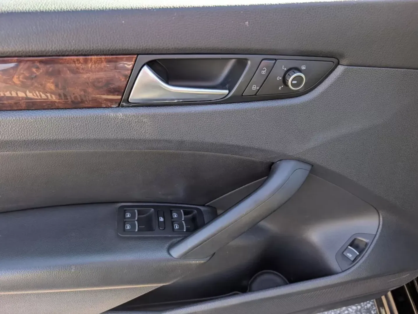 2012 Volkswagen Passat SEL Premium PZEV (1VWCP7A36CC) with an Other engine, located at 804 22nd Ave, Phenix City, AL, 36870, (334) 297-1860, 32.484749, -85.024475 - **Experience Luxury and Comfort with the 2012 Volkswagen Passat Perfect for Your Next Adventure!**<br /> <br /> Are you in the market for a reliable vehicle that combines style, comfort, and impressive features? Look no further than the 2012 Volkswagen Passat, available now at Gils Auto in Phenix C - Photo#8