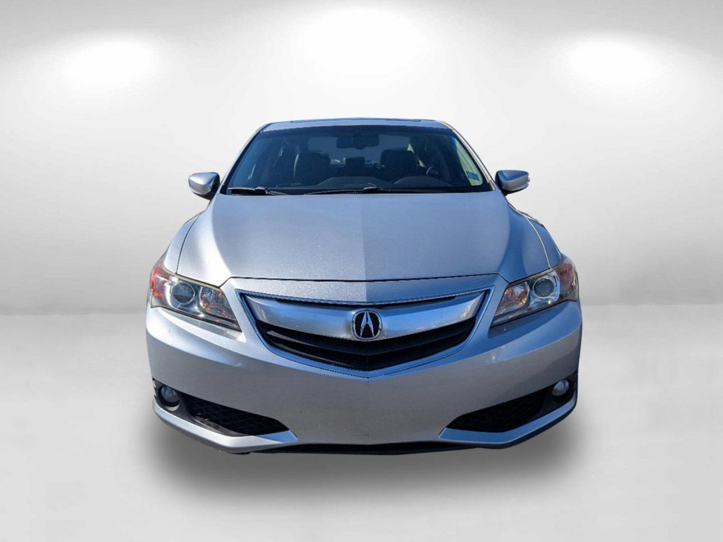 2013 Acura ILX Tech Pkg (19VDE1F74DE) with an Gas I4 2.0L/122 engine, 5-Speed Automatic w/Manual Shift transmission, located at 804 22nd Ave, Phenix City, AL, 36870, (334) 297-1860, 32.484749, -85.024475 - 2013 Acura ILX Tech Pkg - Photo#3