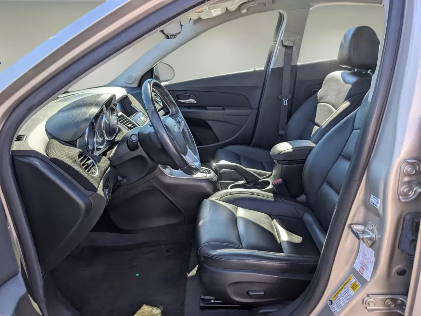 2013 /Jet Black Chevrolet Cruze LTZ (1G1PG5SB0D7) with an Other engine, located at 3959 U.S. 80 W, Phenix City, AL, 36870, (334) 297-4885, 32.469296, -85.135185 - **Elevate Your Daily Commute with the 2013 Chevrolet Cruze LTZ at Gils Auto!** <br /> <br /> Are you ready to redefine your daily drive? Whether you're navigating through the hustle and bustle of Phenix City or embarking on weekend adventures, the 2013 Chevrolet Cruze LTZ offers the perfect blend of - Photo#9