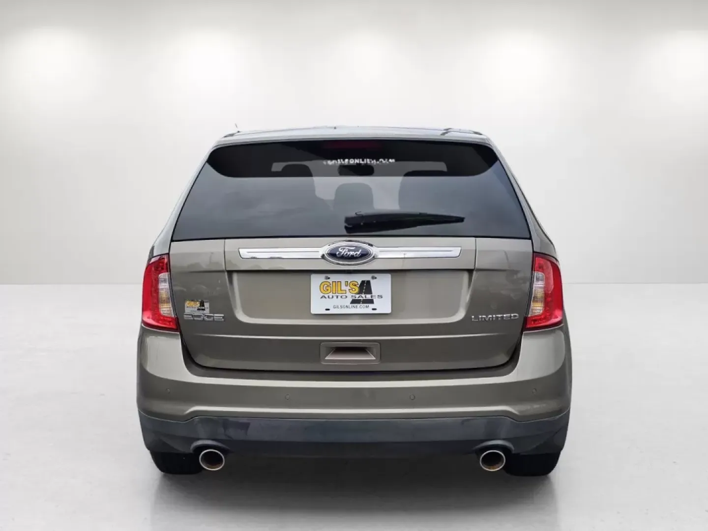 2013 Ford Edge Limited (2FMDK3KC3DB) with an Other engine, located at 1430 Gateway Drive, Opelika, AL, 36801, (334) 239-0944, 32.637871, -85.409790 - Are you ready to elevate your daily drives or embark on new adventures? The 2013 Ford Edge Limited is the perfect SUV for those who crave versatility and comfort, whether you're transporting the family, commuting to work, or planning a weekend getaway. At Gils Auto, located at 3959 U.S. 80 W in Phen - Photo#5