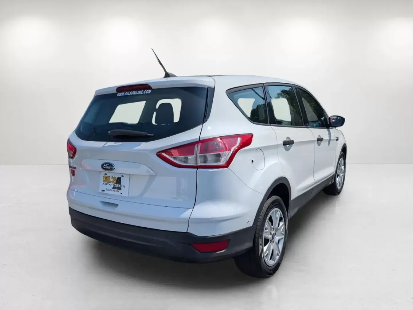 2013 Ford Escape S (1FMCU0F78DU) with an Other engine, located at 1430 Gateway Drive, Opelika, AL, 36801, (334) 239-0944, 32.637871, -85.409790 - **Embrace Adventure with the 2013 Ford Escape S the Perfect SUV for Your Daily Journey!**<br /> <br /> Are you seeking a vehicle that seamlessly balances daily commutes and weekend adventures? Look no further than the 2013 Ford Escape S, available now at Gils Auto in Opelika, AL. This sporty SUV, w - Photo#4