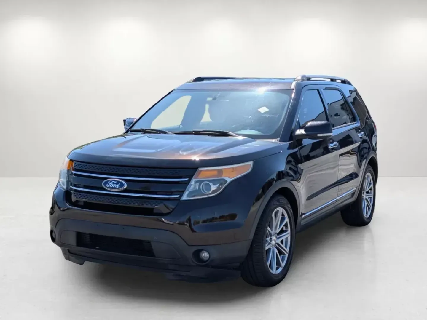 2013 Ford Explorer Limited (1FM5K7F80DG) with an Gas V6 3.5L/213 engine, 6-Speed Automatic w/manual shift transmission, located at 804 22nd Ave, Phenix City, AL, 36870, (334) 297-1860, 32.484749, -85.024475 - 2013 Ford Explorer Limited - Photo#1