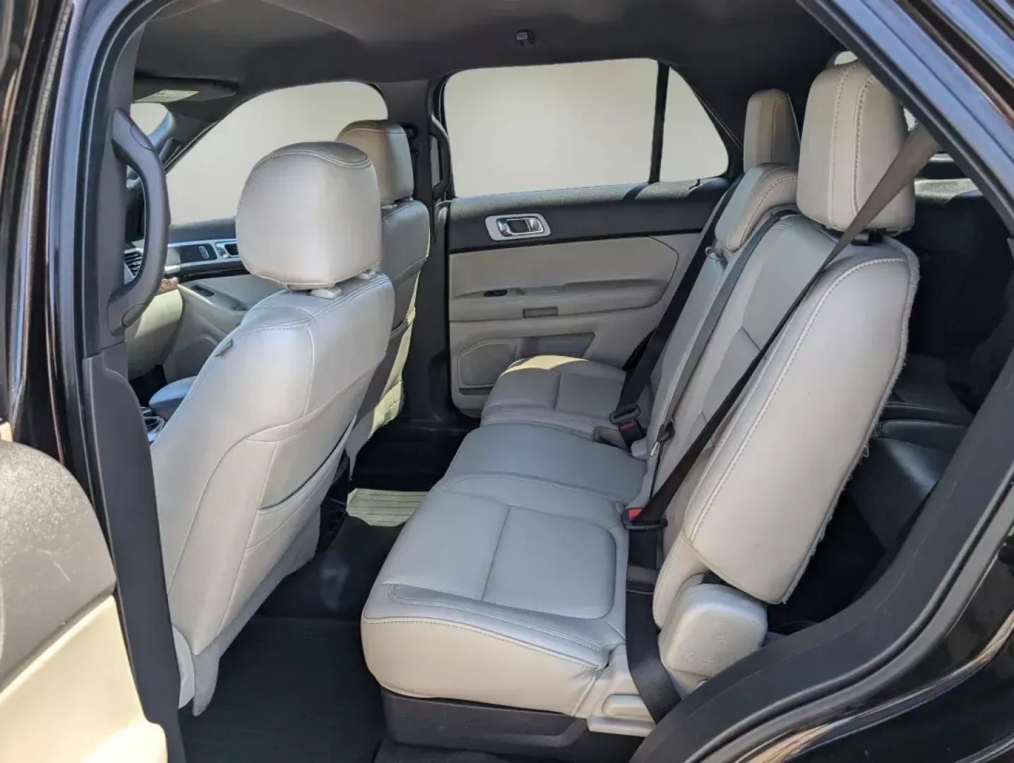 2013 Ford Explorer Limited (1FM5K7F80DG) with an Gas V6 3.5L/213 engine, 6-Speed Automatic w/manual shift transmission, located at 804 22nd Ave, Phenix City, AL, 36870, (334) 297-1860, 32.484749, -85.024475 - 2013 Ford Explorer Limited - Photo#10
