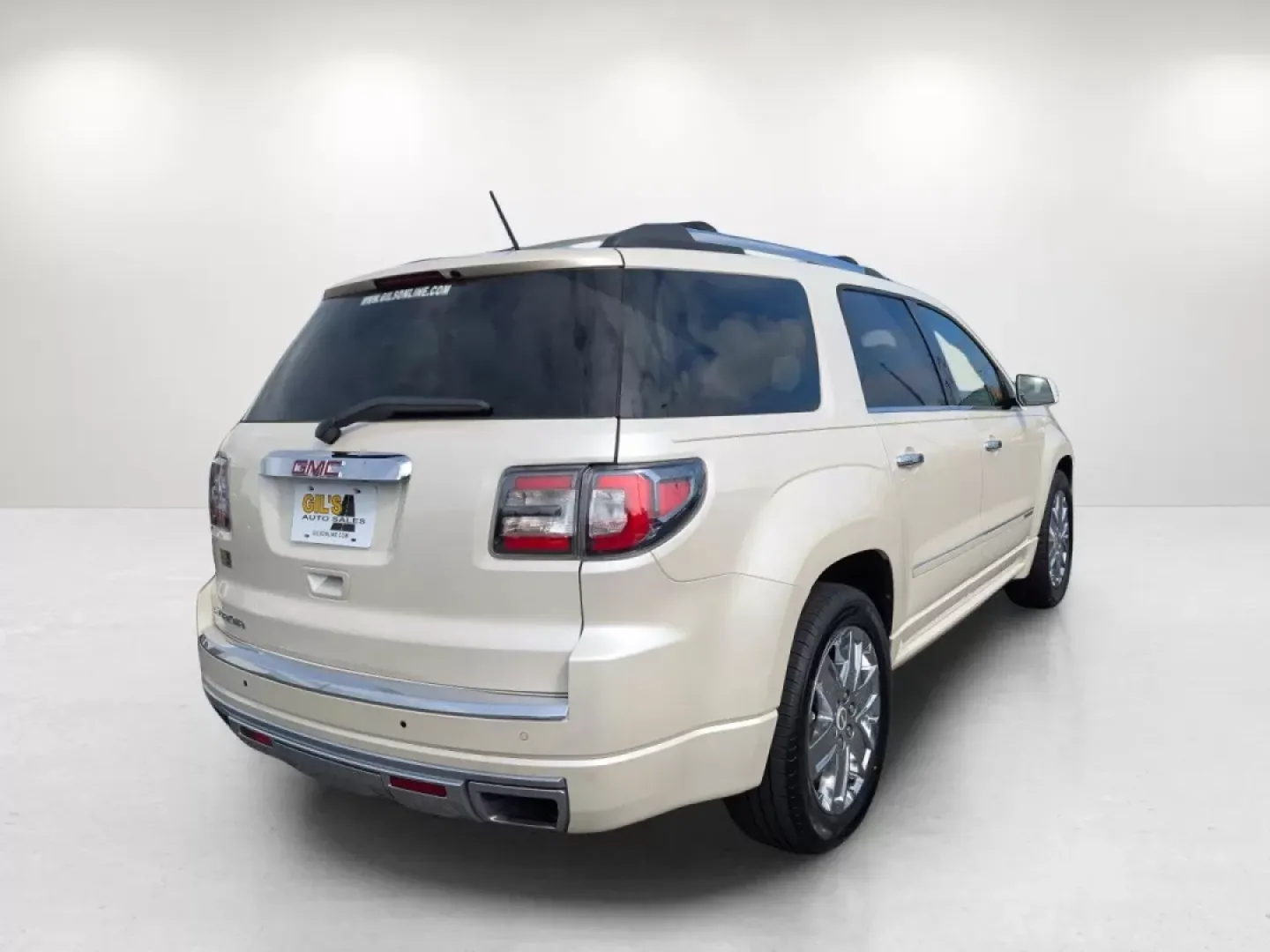 2013 /Cocoa Dune GMC Acadia Denali (1GKKRTKD1DJ) with an Other engine, located at 804 22nd Ave, Phenix City, AL, 36870, (334) 297-1860, 32.484749, -85.024475 - **Adventure Awaits with the 2013 GMC Acadia Denali: Perfect for Family Journeys!**<br /> <br /> Are you ready to elevate your family adventures? The 2013 GMC Acadia Denali is designed for those who crave the perfect blend of comfort, style, and space-ideal for growing families or weekend getaways. A - Photo#4