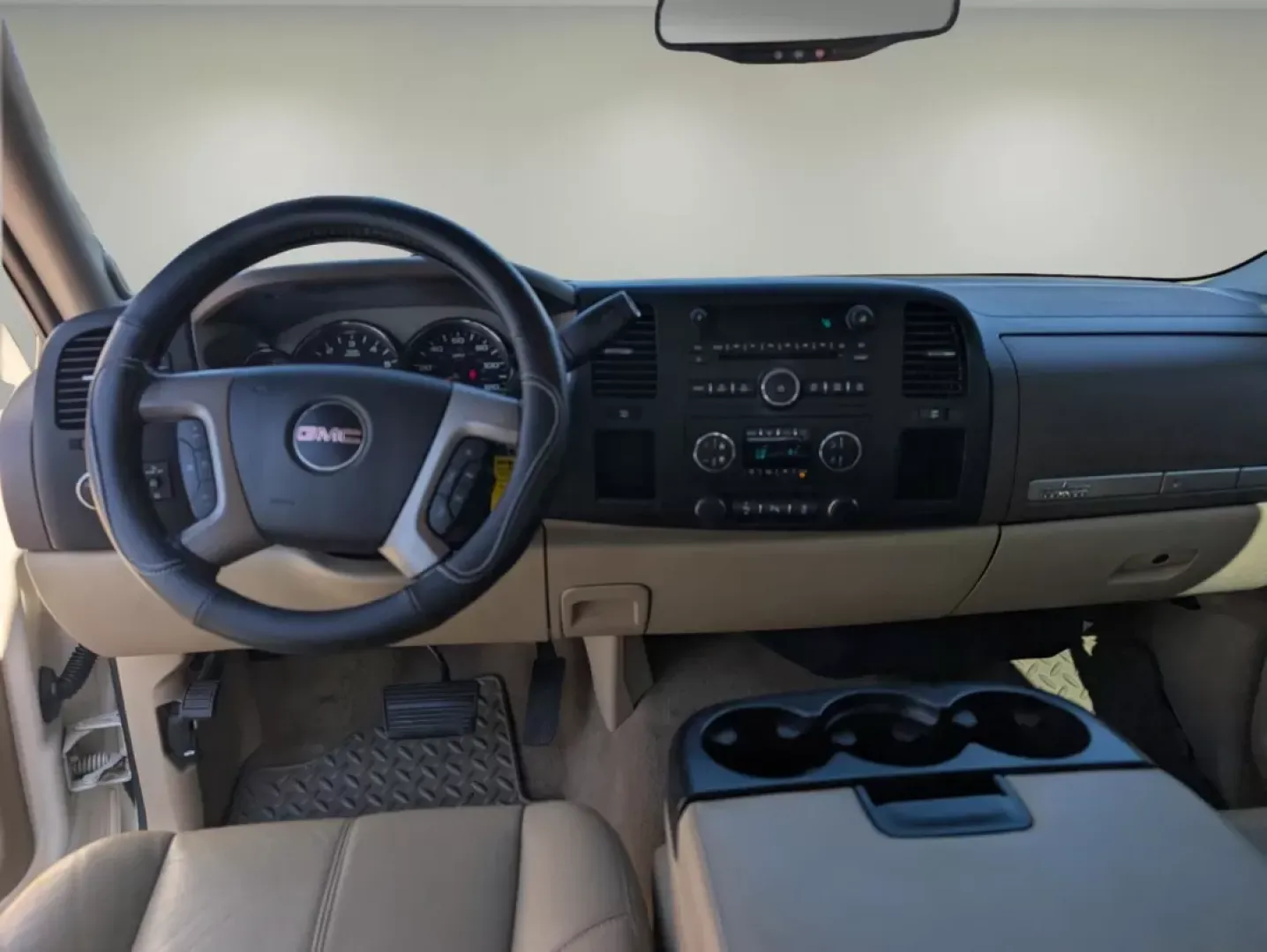 2013 /Very Dark Cashmere/Light Cashmere GMC Sierra 1500 SLE (3GTP1VE08DG) with an Other engine, located at 3959 U.S. 80 W, Phenix City, AL, 36870, (334) 297-4885, 32.469296, -85.135185 - **Adventure Awaits: 2013 GMC Sierra 1500 SLE Crew Cab at Gils Auto Phenix City, AL**<br /> <br /> If you're dreaming of weekend getaways, family camping trips, or simply a reliable daily driver, look no further than this 2013 GMC Sierra 1500 SLE Crew Cab! Perfect for those who value versatility and - Photo#15