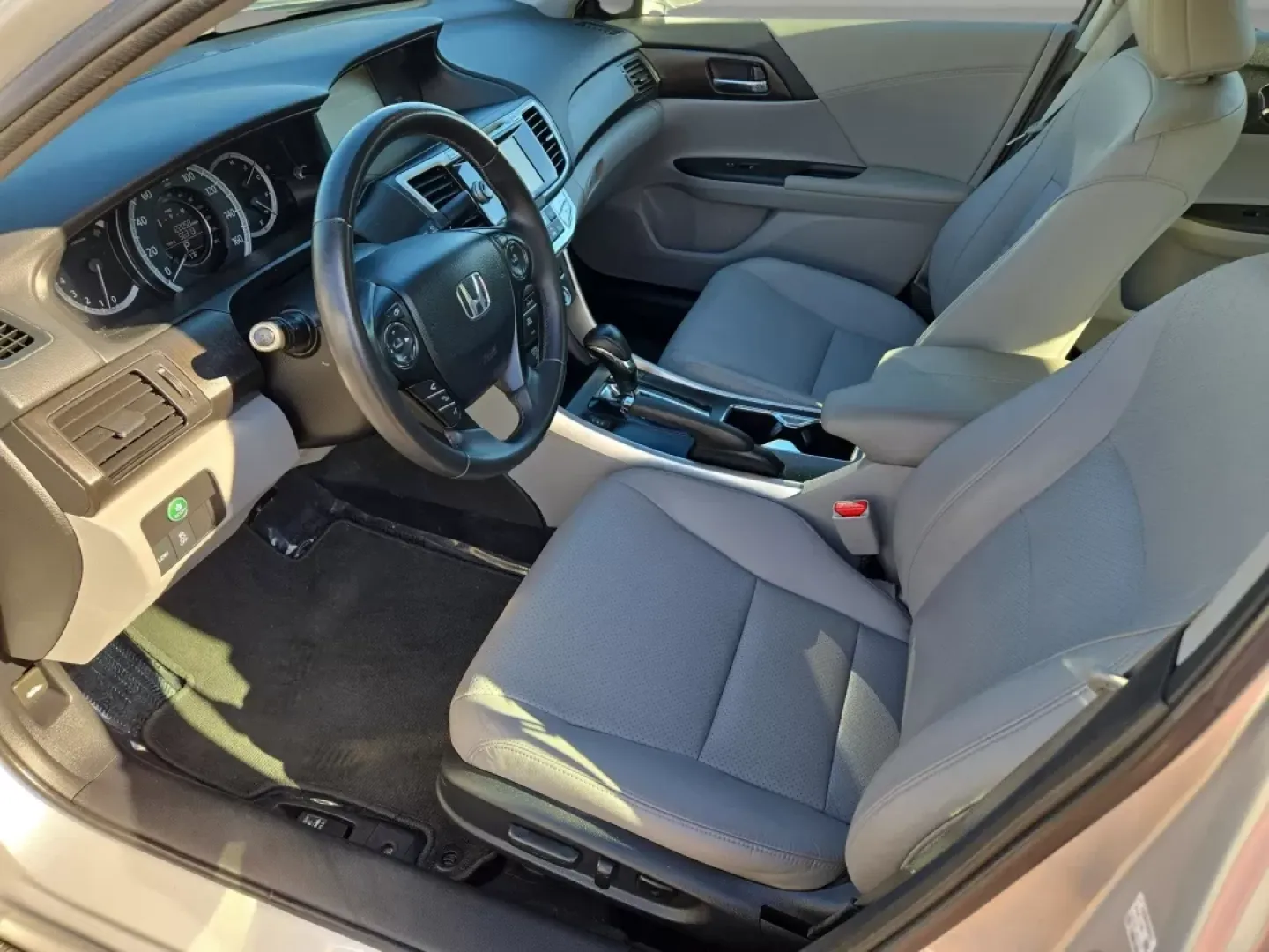 2013 Honda Accord Sdn EX-L (1HGCR2F87DA) with an Other engine, located at 5115 14th Ave., Columbus, GA, 31904, (706) 323-0345, 32.511494, -84.971046 - **Discover Your Ideal Commute Companion: 2013 Honda Accord EX-L at Gils Auto, Phenix City, AL**<br /> <br /> Are you searching for a reliable, stylish sedan that elevates your daily commute while providing comfort and advanced technology? Look no further than the stunning 2013 Honda Accord EX-L avai - Photo#11