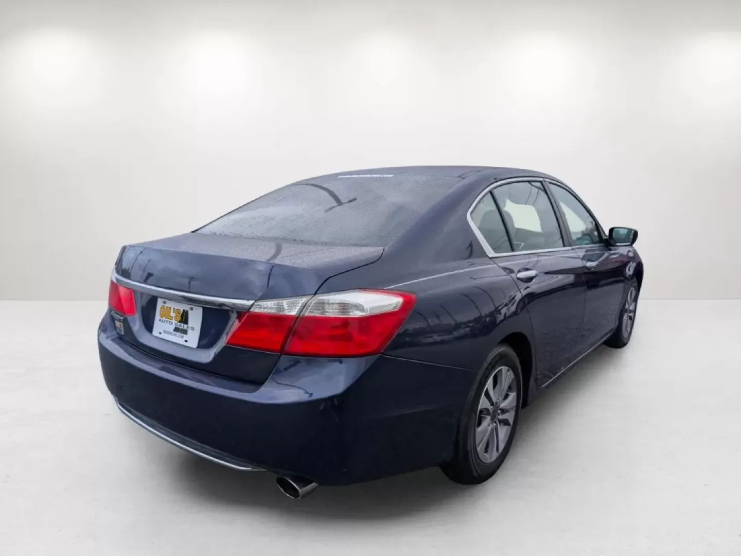 2013 Honda Accord Sdn LX (1HGCR2F38DA) with an Other engine, located at 804 22nd Ave, Phenix City, AL, 36870, (334) 297-1860, 32.484749, -85.024475 - **Your Road Trip Companion Awaits: 2013 Honda Accord LX at Gils Auto in Phenix City, AL!**<br /> <br /> Are you searching for the perfect vehicle that balances reliability, comfort, and affordability? Look no further! At Gils Auto, we understand that life can be unpredictable, and that's why we offe - Photo#5