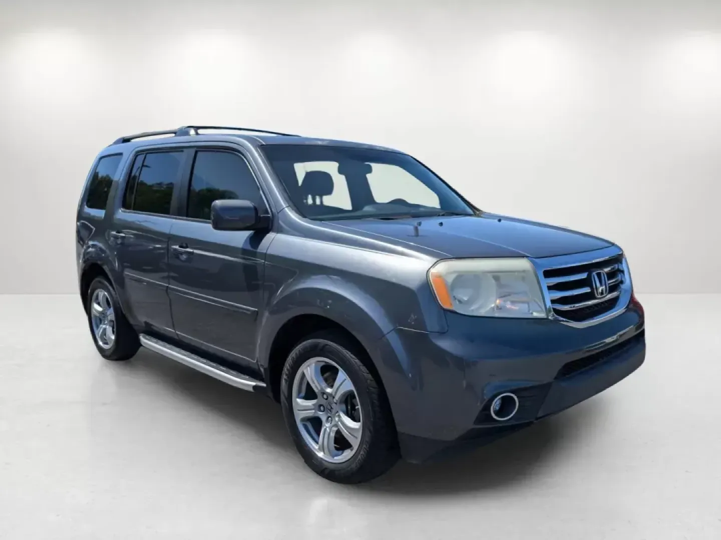 2013 Honda Pilot EX-L (5FNYF3H60DB) with an Gas V6 3.5L/212 engine, 5-Speed Automatic transmission, located at 521 Old Farm Lane Rd, Prattville, AL, 36066, (334) 325-1505, 32.482460, -86.416367 - 2013 Honda Pilot EX-L - Photo#3