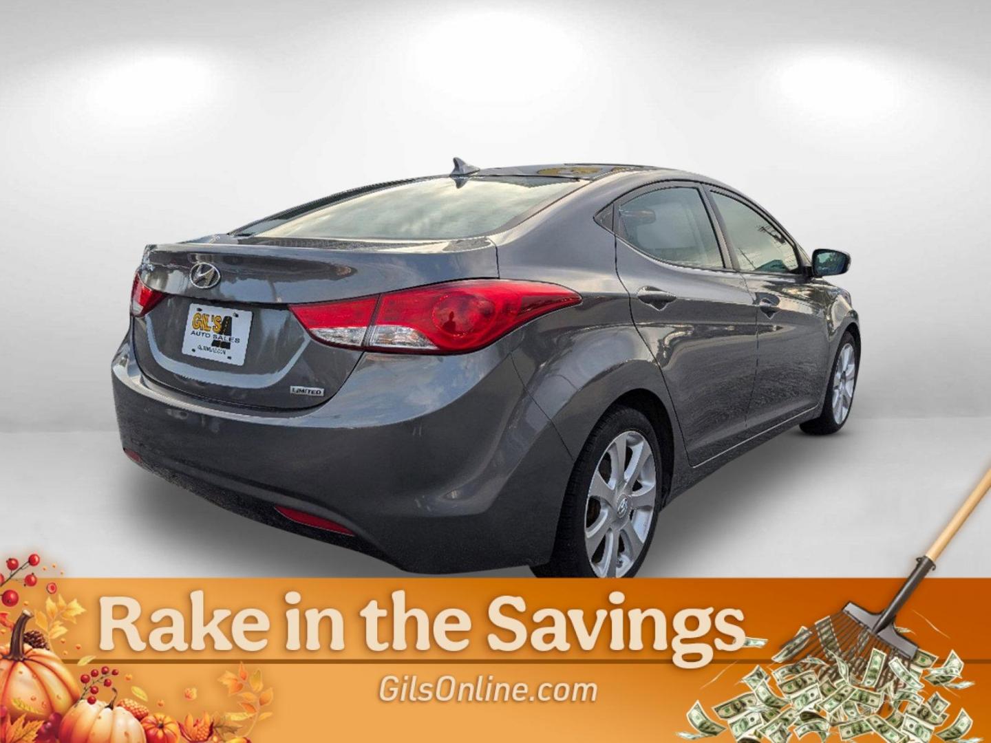 2013 /Gray Hyundai Elantra Limited (5NPDH4AE3DH) with an Gas I4 1.8L/110 engine, 6-Speed Automatic w/Manual Shift transmission, located at 3959 U.S. 80 W, Phenix City, AL, 36870, (334) 297-4885, 32.469296, -85.135185 - 2013 Hyundai Elantra Limited - Photo#4