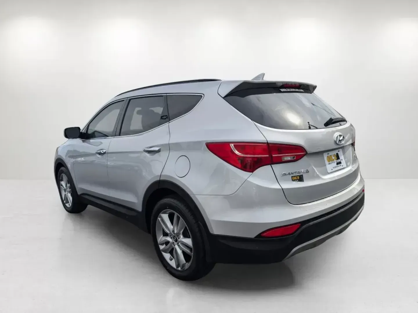2013 /Black Hyundai Santa Fe 2.0T Sport (5XYZUDLA0DG) with an Turbocharged Gas I4 2.0L/122 engine, 6-Speed Automatic w/Manual Shift transmission, located at 521 Old Farm Lane Rd, Prattville, AL, 36066, (334) 325-1505, 32.482460, -86.416367 - Are you searching for the perfect vehicle to elevate your family's adventures or enhance your daily commute? Look no further than this stunning 2013 Hyundai Santa Fe 2.0T Sport, available now at Gils Auto in Prattville, AL! This versatile SUV is ideal for growing families, weekend getaways, or anyon - Photo#6