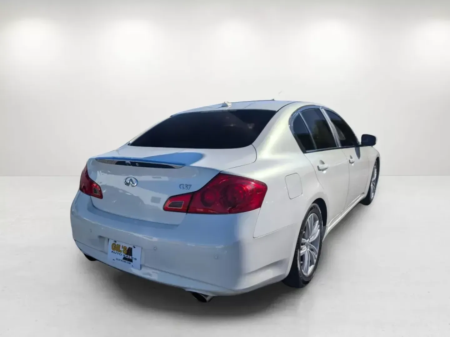 2013 /Graphite Infiniti G37 Sedan Journey (JN1CV6AP2DM) with an Other engine, located at 804 22nd Ave, Phenix City, AL, 36870, (334) 297-1860, 32.484749, -85.024475 - Discover the luxury and performance of the 2013 Infiniti G37 Sedan, perfect for those who crave a balance of style and practicality. Imagine gliding through the bustling streets of Phenix City, AL, in a vehicle that effortlessly combines sophistication and comfort. Whether you're commuting to work, - Photo#4