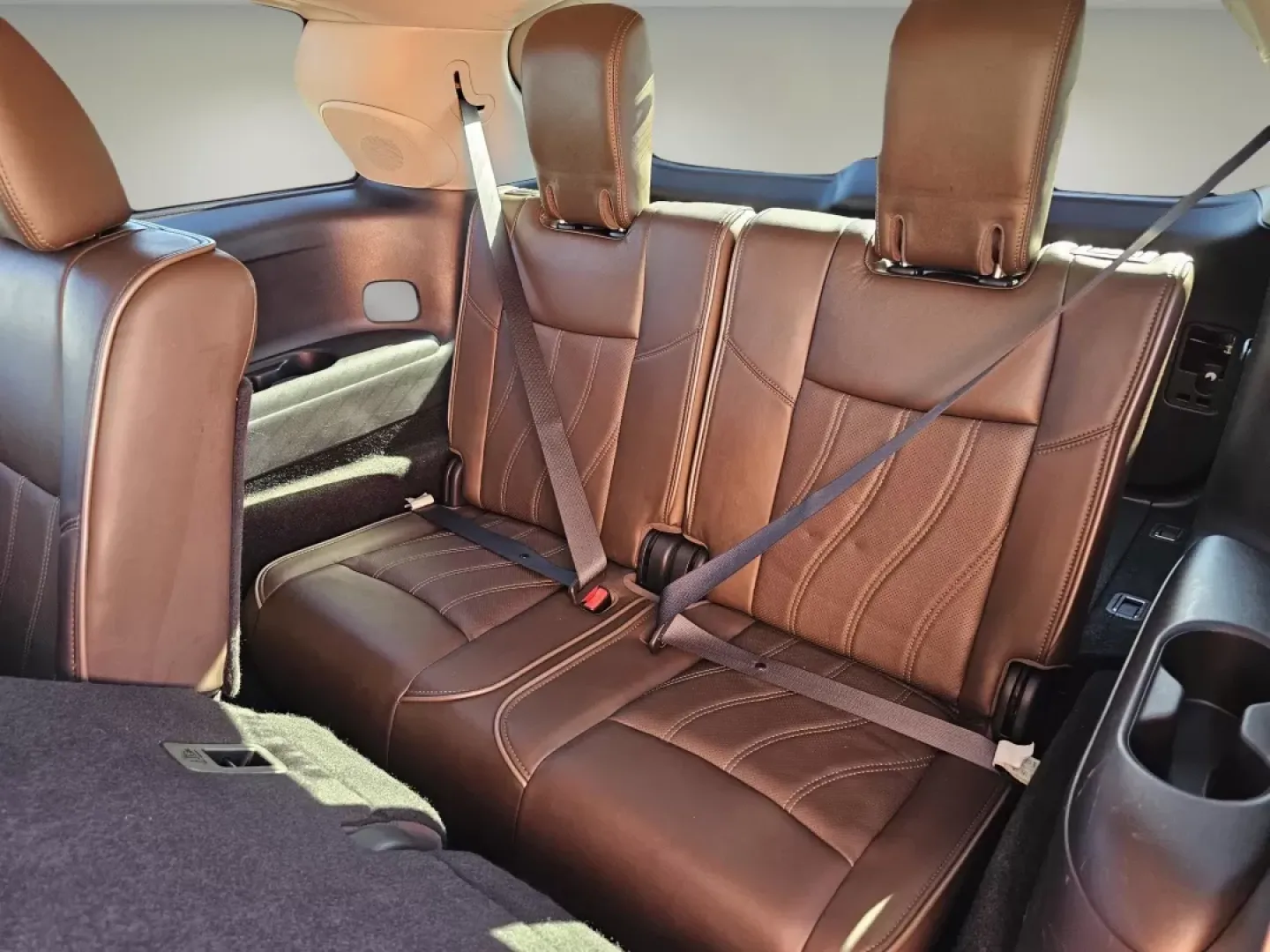 2013 /Java Infiniti JX35 (5N1AL0MNXDC) with an Other engine, located at 804 22nd Ave, Phenix City, AL, 36870, (334) 297-1860, 32.484749, -85.024475 - Explore the open road in style with this stunning 2013 Infiniti JX35, perfect for families and adventurers alike! With its exquisite Midnight Garnet exterior and luxurious Java leather interior, this SUV combines elegance with functionality, making it a fantastic choice for anyone looking to elevate - Photo#16