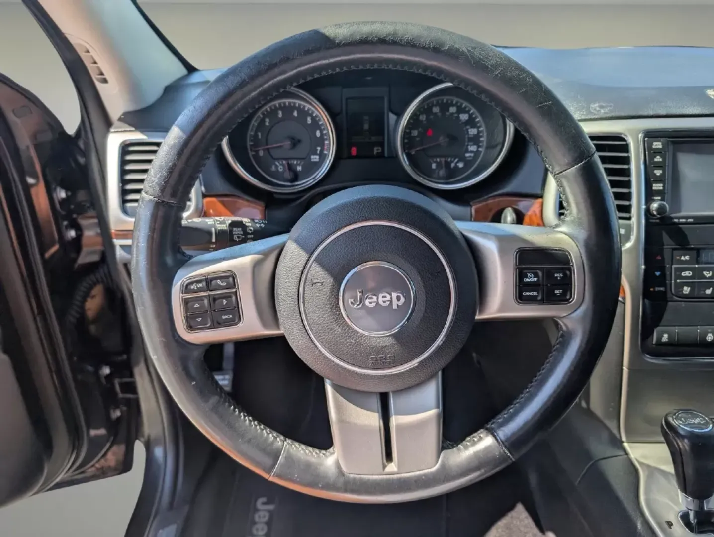 2013 /Black Jeep Grand Cherokee Limited (1C4RJFBG0DC) with an Other engine, located at 3959 U.S. 80 W, Phenix City, AL, 36870, (334) 297-4885, 32.469296, -85.135185 - **Elevate Your Adventures with This 2013 Jeep Grand Cherokee Limited in Phenix City, AL!**<br /> <br /> Are you ready to embark on unforgettable journeys and create lasting family memories? Look no further than this stunning 2013 Jeep Grand Cherokee Limited, now available at Gils Auto in Phenix City - Photo#15
