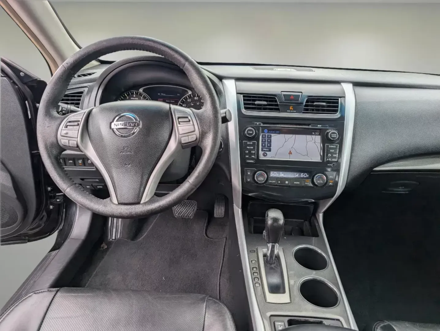 2013 /Charcoal Nissan Altima 2.5 SL (1N4AL3AP3DC) with an Gas I4 2.5L/152 engine, 1-Speed Continuously Variable Ratio transmission, located at 3959 U.S. 80 W, Phenix City, AL, 36870, (334) 297-4885, 32.469296, -85.135185 - 2013 Nissan Altima 2.5 SL - Photo#11