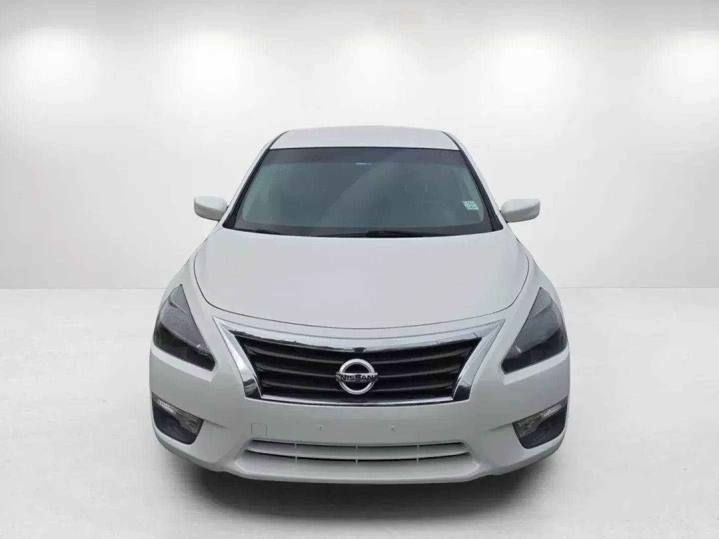 2013 /Charcoal Nissan Altima 2.5 SV (1N4AL3AP0DC) with an Other engine, located at 7000 Northlake Connector, Columbus, GA, 31904, (706) 987-8085, 32.524975, -84.978134 - **Elevate Your Daily Drive with the 2013 Nissan Altima 2.5 SV at Gils Auto!**<br /> <br /> Are you looking for a reliable and stylish sedan that effortlessly fits into your busy lifestyle? The 2013 Nissan Altima 2.5 SV is the perfect companion for daily commutes, weekend getaways, and everything in - Photo#1