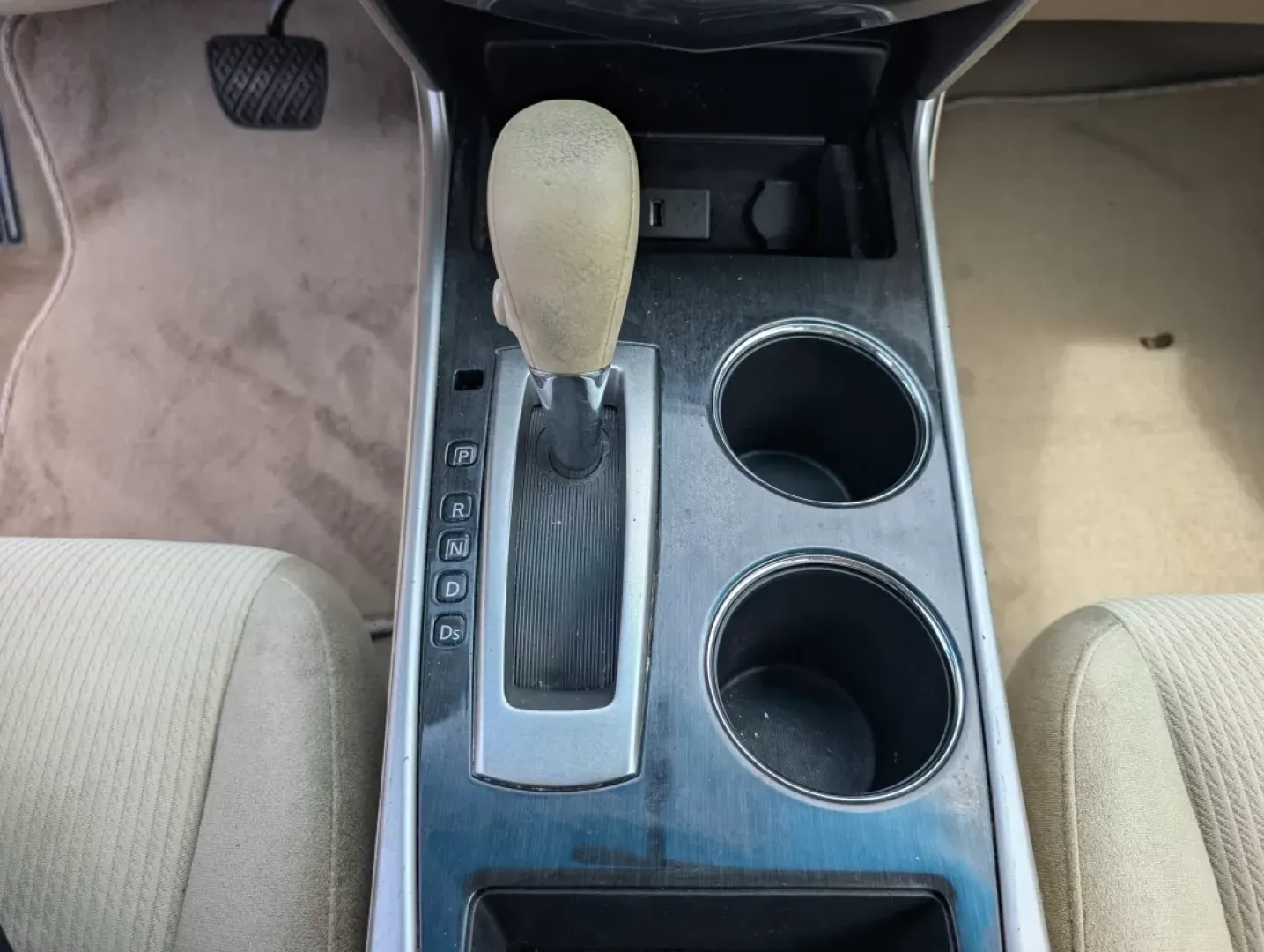 2013 /Beige Nissan Altima 2.5 SV (1N4AL3AP9DN) with an Other engine, located at 521 Old Farm Lane Rd, Prattville, AL, 36066, (334) 325-1505, 32.482460, -86.416367 - ### Experience Modern Comfort with the 2013 Nissan Altima at Gils Auto!<br /> <br /> Are you looking for a reliable vehicle that seamlessly fits into your daily lifestyle? Whether you're commuting to work, running errands, or heading out on weekend adventures, the 2013 Nissan Altima is the perfect s - Photo#12
