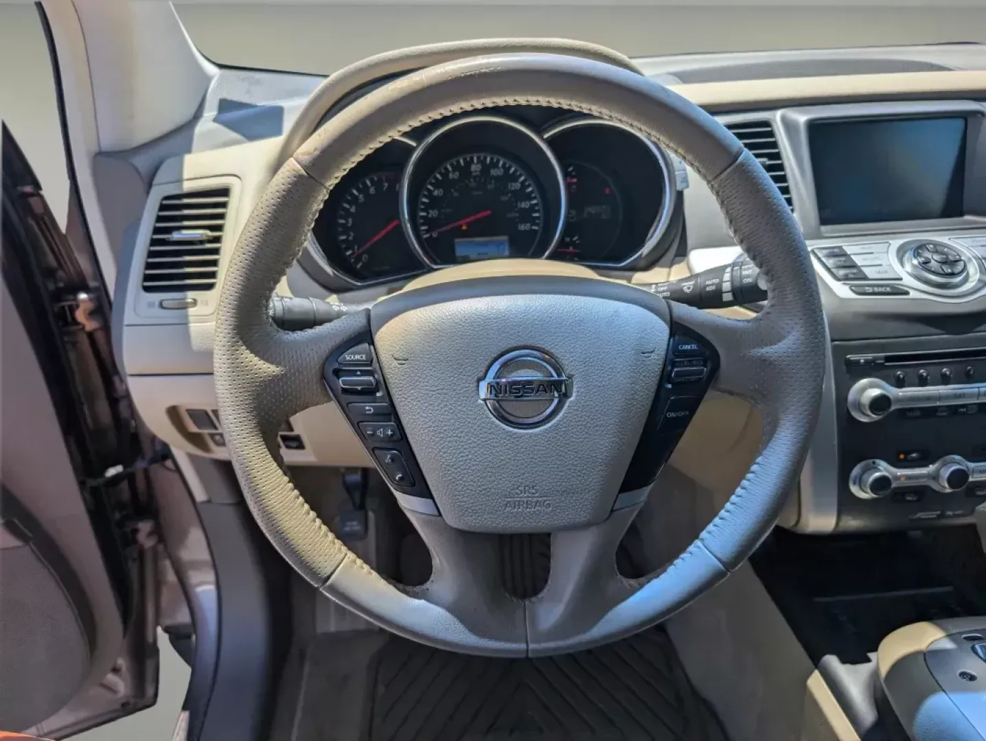2013 /Beige Nissan Murano SL (JN8AZ1MW3DW) with an Gas V6 3.5L/ engine, 1-Speed Continuously Variable Ratio transmission, located at 5115 14th Ave., Columbus, GA, 31904, (706) 323-0345, 32.511494, -84.971046 - **Explore New Adventures with the 2013 Nissan Murano SL - Perfect for Families and Commuters Alike!**<br /> <br /> If you're searching for a versatile SUV that seamlessly blends comfort, style, and practicality, look no further than the 2013 Nissan Murano SL available at Gils Auto - Columbus. This s - Photo#15