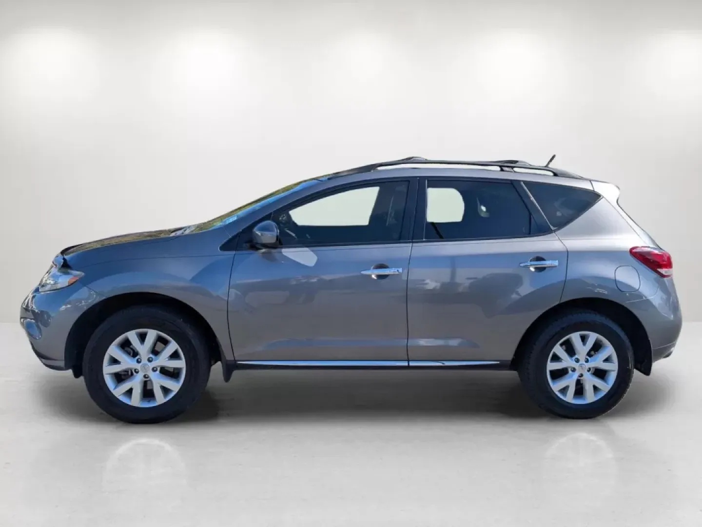 2013 /Black Nissan Murano SL (JN8AZ1MUXDW) with an Other engine, located at 3959 U.S. 80 W, Phenix City, AL, 36870, (334) 297-4885, 32.469296, -85.135185 - **Elevate Your Commute with the 2013 Nissan Murano SL at Gils Auto!**<br /> <br /> Are you ready to transform your daily drive into an enjoyable experience? Meet the 2013 Nissan Murano SL, your ideal companion for long commutes and weekend adventures. With its luxurious interior, advanced technology - Photo#8