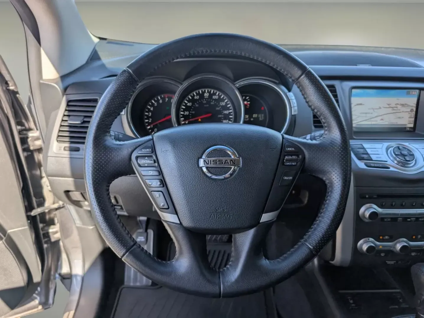 2013 /Black Nissan Murano SL (JN8AZ1MUXDW) with an Other engine, located at 3959 U.S. 80 W, Phenix City, AL, 36870, (334) 297-4885, 32.469296, -85.135185 - **Elevate Your Commute with the 2013 Nissan Murano SL at Gils Auto!**<br /> <br /> Are you ready to transform your daily drive into an enjoyable experience? Meet the 2013 Nissan Murano SL, your ideal companion for long commutes and weekend adventures. With its luxurious interior, advanced technology - Photo#13