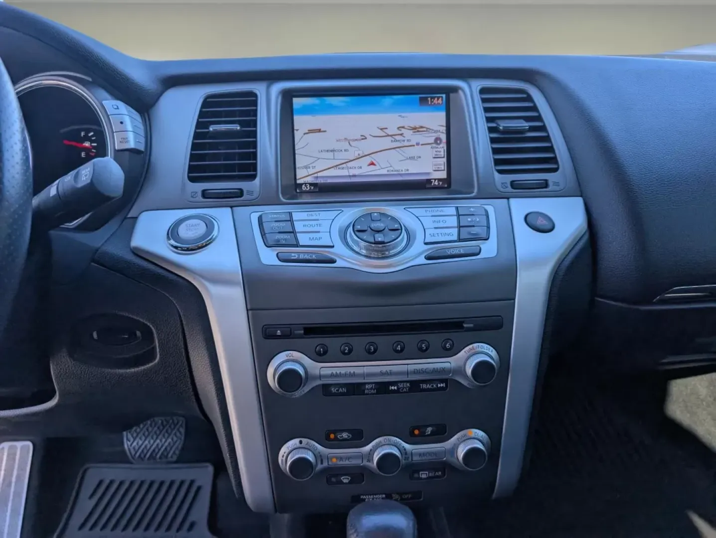 2013 /Black Nissan Murano SL (JN8AZ1MUXDW) with an Other engine, located at 3959 U.S. 80 W, Phenix City, AL, 36870, (334) 297-4885, 32.469296, -85.135185 - **Elevate Your Commute with the 2013 Nissan Murano SL at Gils Auto!**<br /> <br /> Are you ready to transform your daily drive into an enjoyable experience? Meet the 2013 Nissan Murano SL, your ideal companion for long commutes and weekend adventures. With its luxurious interior, advanced technology - Photo#14