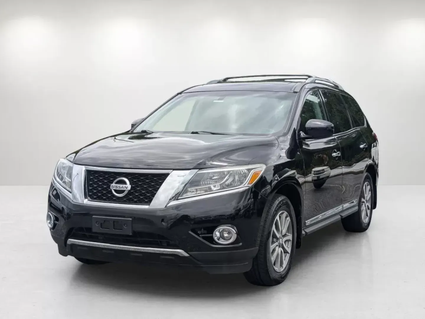 2013 /Charcoal Nissan Pathfinder SL (5N1AR2MN7DC) with an Gas V6 3.5L/ engine, 1-Speed Continuously Variable Ratio transmission, located at 3959 U.S. 80 W, Phenix City, AL, 36870, (334) 297-4885, 32.469296, -85.135185 - 2013 Nissan Pathfinder SL - Photo#1