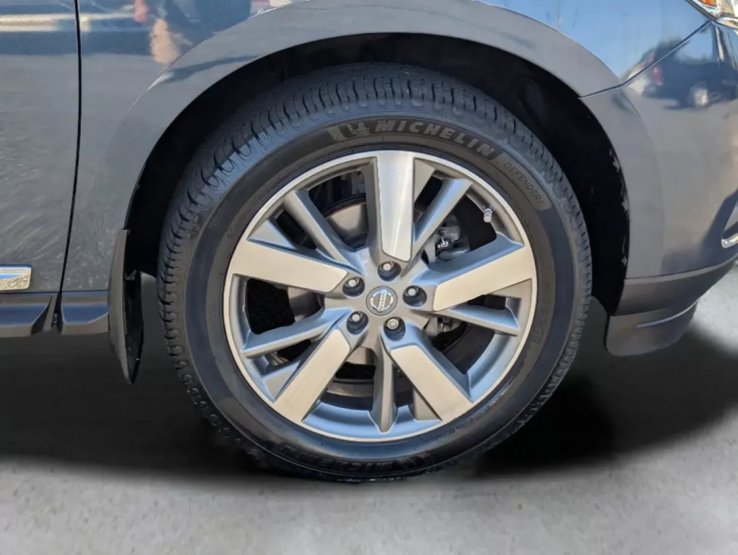 2013 /Almond Nissan Pathfinder Platinum (5N1AR2MM6DC) with an Other engine, located at 804 22nd Ave, Phenix City, AL, 36870, (334) 297-1860, 32.484749, -85.024475 - **Explore New Adventures with the 2013 Nissan Pathfinder Platinum at Gils Auto in Phenix City, AL!**<br /> <br /> Are you ready to elevate your family outings, weekend getaways, and daily commutes? The 2013 Nissan Pathfinder Platinum is the perfect SUV for those who crave versatility and comfort in - Photo#8