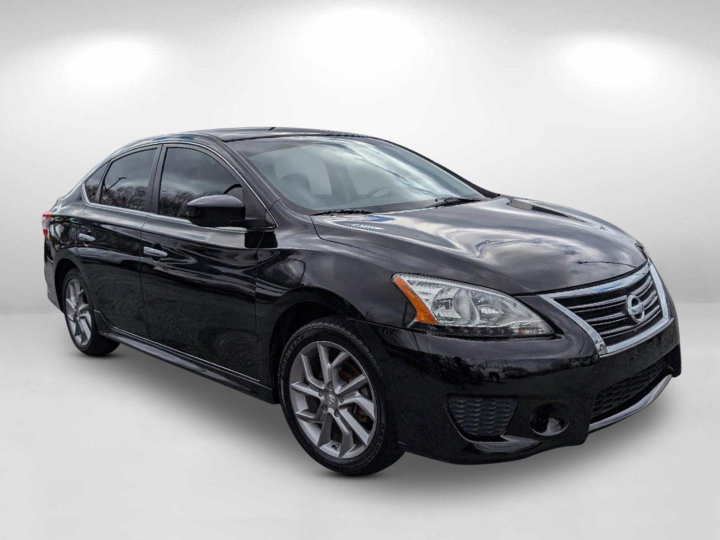 2013 /Charcoal Nissan Sentra SR (3N1AB7AP3DL) with an Gas I4 1.8L/ engine, 1-Speed Continuously Variable Ratio transmission, located at 3959 U.S. 80 W, Phenix City, AL, 36870, (334) 297-4885, 32.469296, -85.135185 - 2013 Nissan Sentra SR - Photo#5