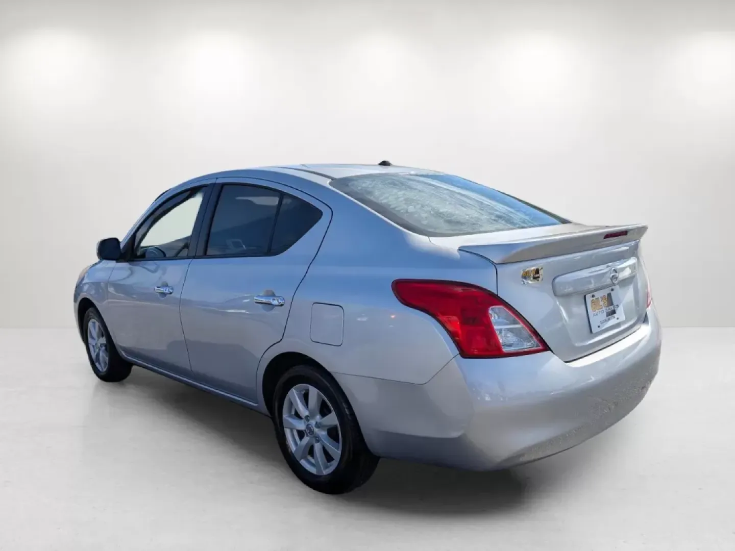 2013 /Charcoal Nissan Versa SL (3N1CN7AP0DL) with an Other engine, located at 804 22nd Ave, Phenix City, AL, 36870, (334) 297-1860, 32.484749, -85.024475 - **Experience the Perfect Balance of Reliability and Comfort with the 2013 Nissan Versa SL!**<br /> <br /> Are you in the market for a reliable and fuel-efficient vehicle that fits perfectly into your everyday lifestyle? Look no further than this 2013 Nissan Versa SL, available now at Gils Auto in Ph - Photo#6