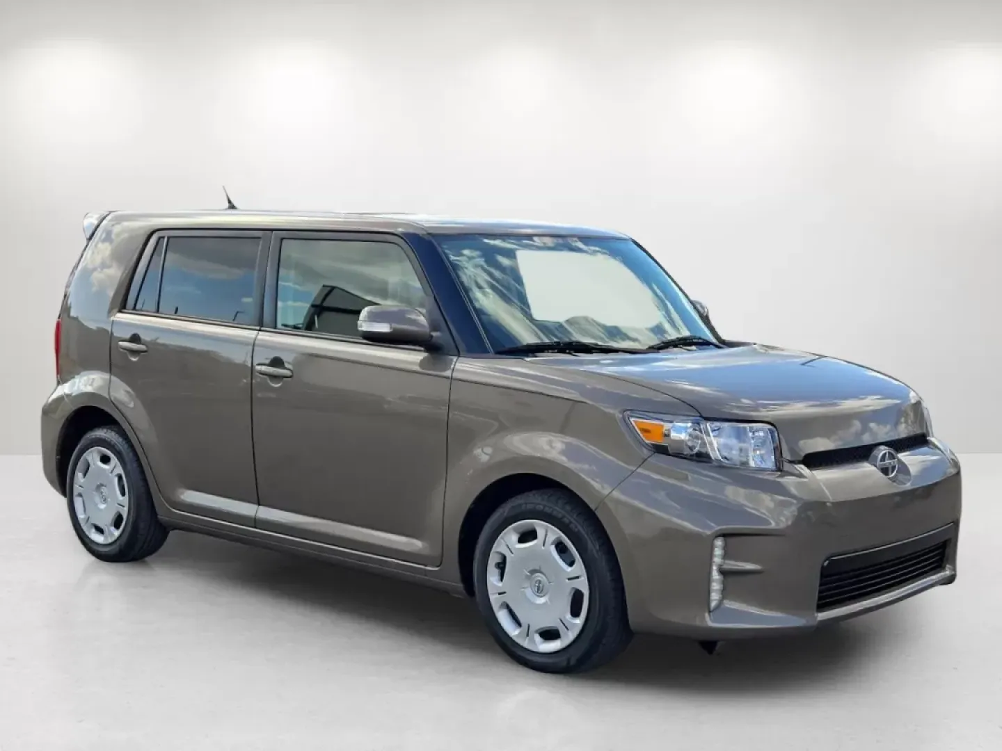 2013 Scion xB (JTLZE4FE0DJ) with an Other engine, located at 521 Old Farm Lane Rd, Prattville, AL, 36066, (334) 325-1505, 32.482460, -86.416367 - Discover the perfect blend of practicality and style with the 2013 Scion xB, available now at Gils Auto in Prattville, AL. Whether you're a growing family seeking a reliable daily driver or a budget-conscious buyer hoping to navigate the roads with confidence, this station wagon is designed for you. - Photo#2