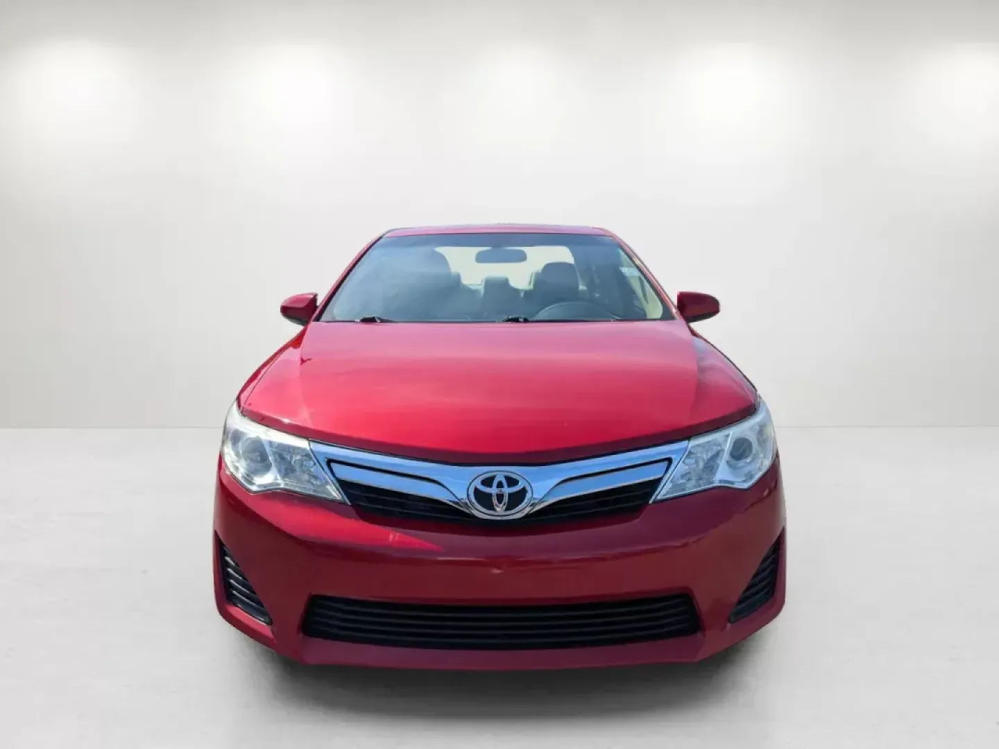 2013 Toyota Camry LE (4T1BF1FK9DU) with an Gas I4 2.5L/152 engine, 6-Speed Automatic w/Manual Shift transmission, located at 7000 Northlake Connector, Columbus, GA, 31904, (706) 987-8085, 32.524975, -84.978134 - **Discover Your Perfect Commute Companion: 2013 Toyota Camry LE at Gils Auto - Columbus #2!**<br /> <br /> Are you in search of a reliable, stylish vehicle that fits seamlessly into your busy lifestyle? Look no further! The 2013 Toyota Camry LE combines comfort, efficiency, and advanced safety featu - Photo#1