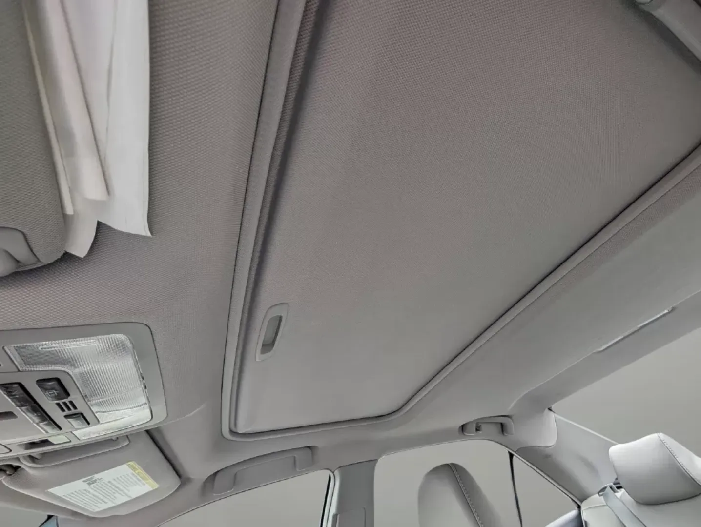 2013 Toyota Camry XLE (4T1BF1FK8DU) with an Other engine, located at 804 22nd Ave, Phenix City, AL, 36870, (334) 297-1860, 32.484749, -85.024475 - Discover a new level of convenience and reliability with the 2013 Toyota Camry, the perfect sedan for budget-conscious buyers and families seeking a dependable vehicle. At Gils Auto, located at 3959 U.S. 80 W, Phenix City, AL 36870, we specialize in providing quality vehicles with in-house financing - Photo#14