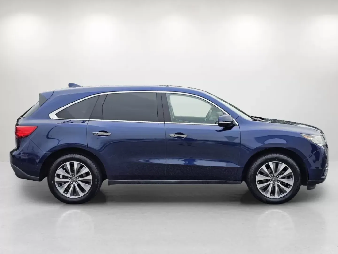 2014 Acura MDX Tech Pkg (5FRYD3H49EB) with an Other engine, located at 3959 U.S. 80 W, Phenix City, AL, 36870, (334) 297-4885, 32.469296, -85.135185 - ### Elevate Your Family Adventures with the 2014 Acura MDX from Gils Auto!<br /> <br /> Are you on the hunt for a family-friendly SUV that combines luxury with performance? The 2014 Acura MDX is your perfect match, providing a spacious and comfortable ride that's ideal for both weekend getaways and - Photo#4