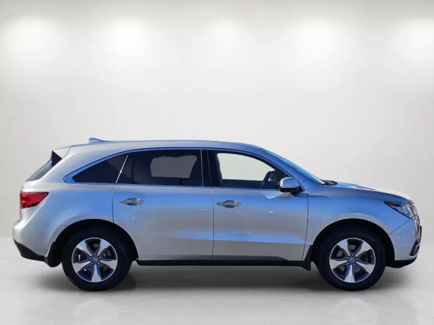 2014 Acura MDX (5FRYD3H2XEB) with an Other engine, located at 7000 Northlake Connector, Columbus, GA, 31904, (706) 987-8085, 32.524975, -84.978134 - **Experience Luxury and Versatility with the 2014 Acura MDX at Gils Auto - Phenix City!**<br /> <br /> Are you searching for the perfect family SUV that combines luxury, space, and reliability? Look no further than the 2014 Acura MDX, now available at Gils Auto, your trusted Buy Here Pay Here dealer - Photo#3