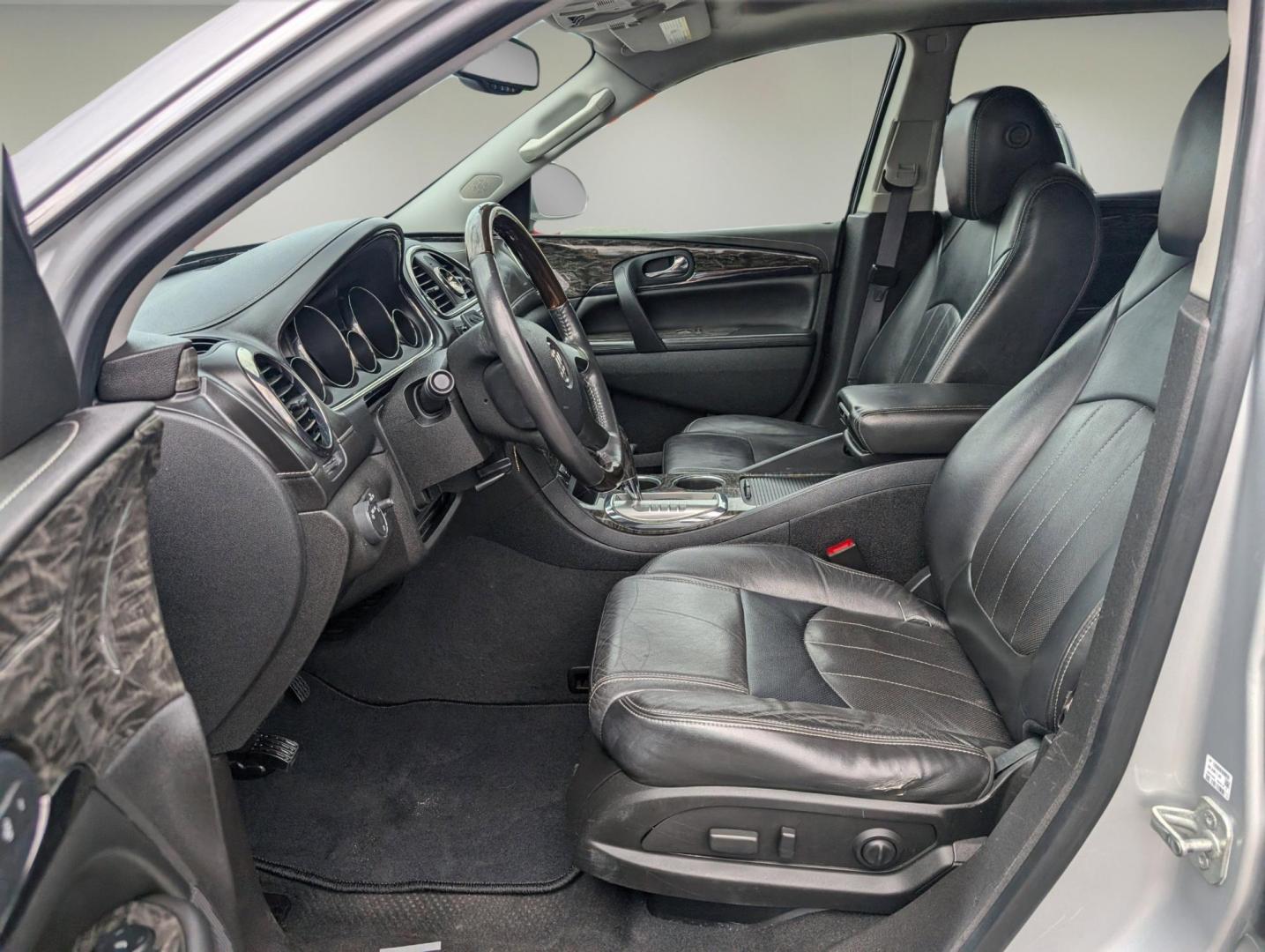2014 /Ebony Buick Enclave Leather (5GAKRBKD3EJ) with an Gas V6 3.6L/217 engine, 6-Speed Automatic transmission, located at 3959 U.S. 80 W, Phenix City, AL, 36870, (334) 297-4885, 32.469296, -85.135185 - 2014 Buick Enclave Leather - Photo#9