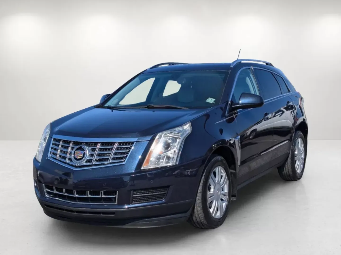 2014 /Light Titanium w/Ebony accents Cadillac SRX Luxury Collection (3GYFNBE30ES) with an Other engine, located at 804 22nd Ave, Phenix City, AL, 36870, (334) 297-1860, 32.484749, -85.024475 - **Elevate Your Lifestyle with the 2014 Cadillac SRX Luxury Collection at Gils Auto** <br /> <br /> Are you ready to experience the perfect blend of luxury and functionality? Whether you're a growing family in need of a spacious SUV, a daily commuter seeking comfort, or someone who loves weekend get - Photo#1